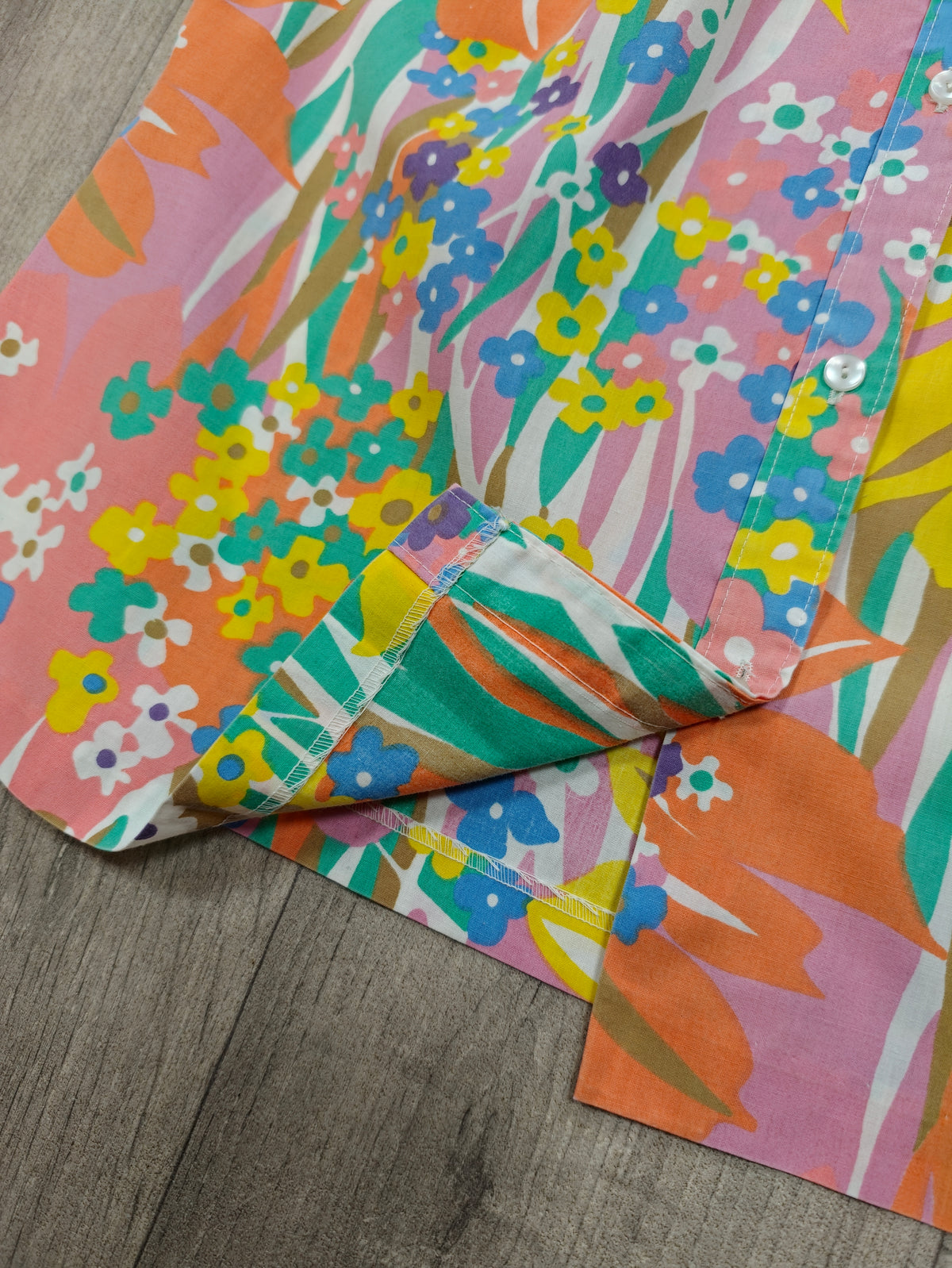 1970s psychedelic floral sleeveless top - M/L