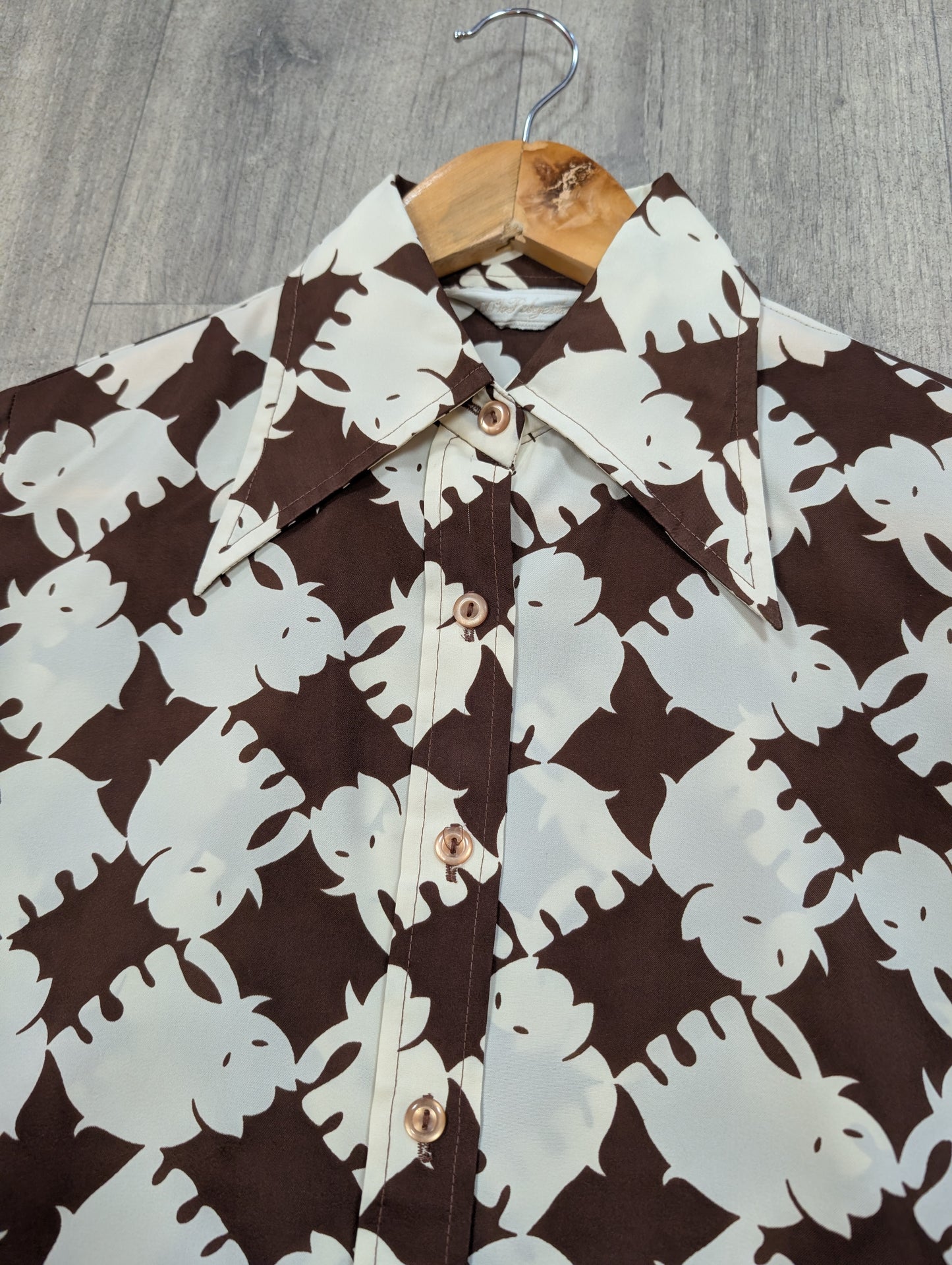 1970s novelty elephant print dagger collar shirt - M