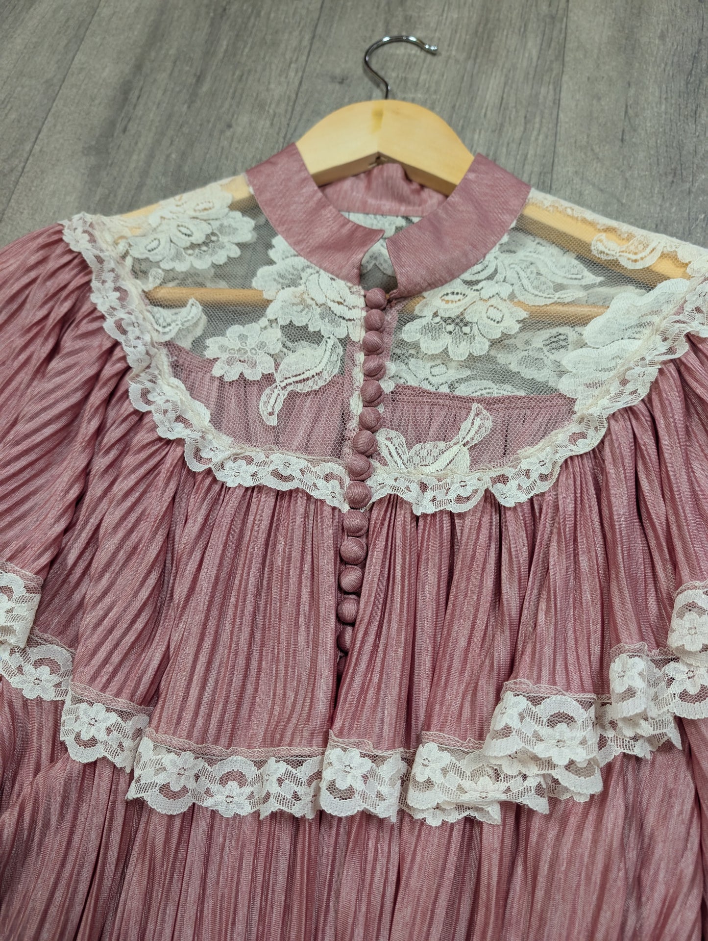 1970s Hershelle Young Mayfair dusky pink lace trim blouse - XS/S