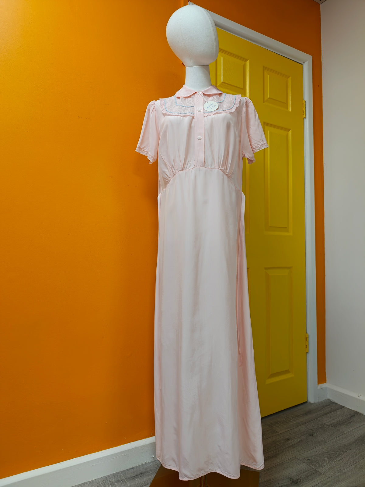 50s/60s Deadstock Will-O-The-Wisp by Minster nylon nightdress