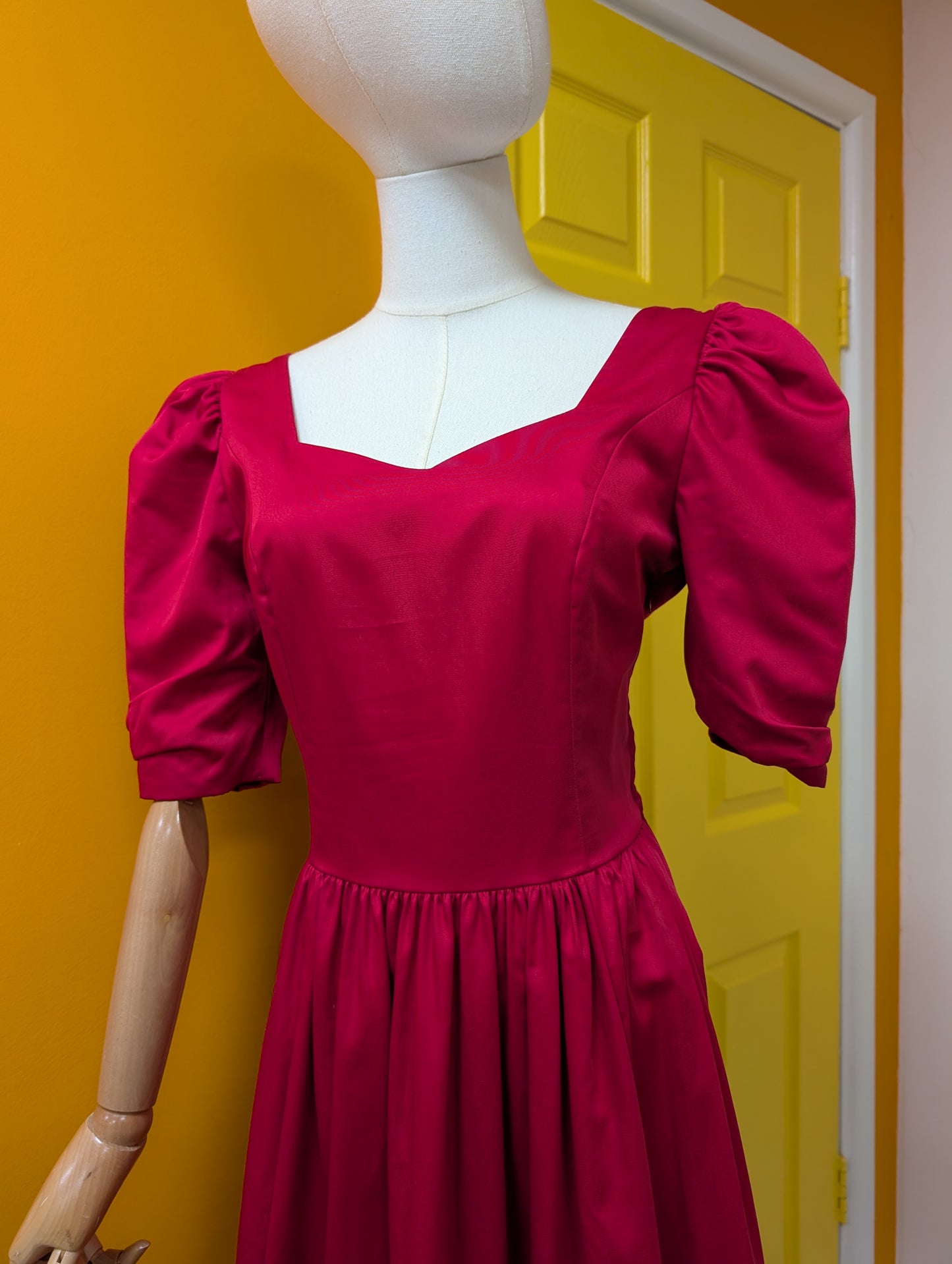 1980s Laura Ashley pink dress with belt - S/10