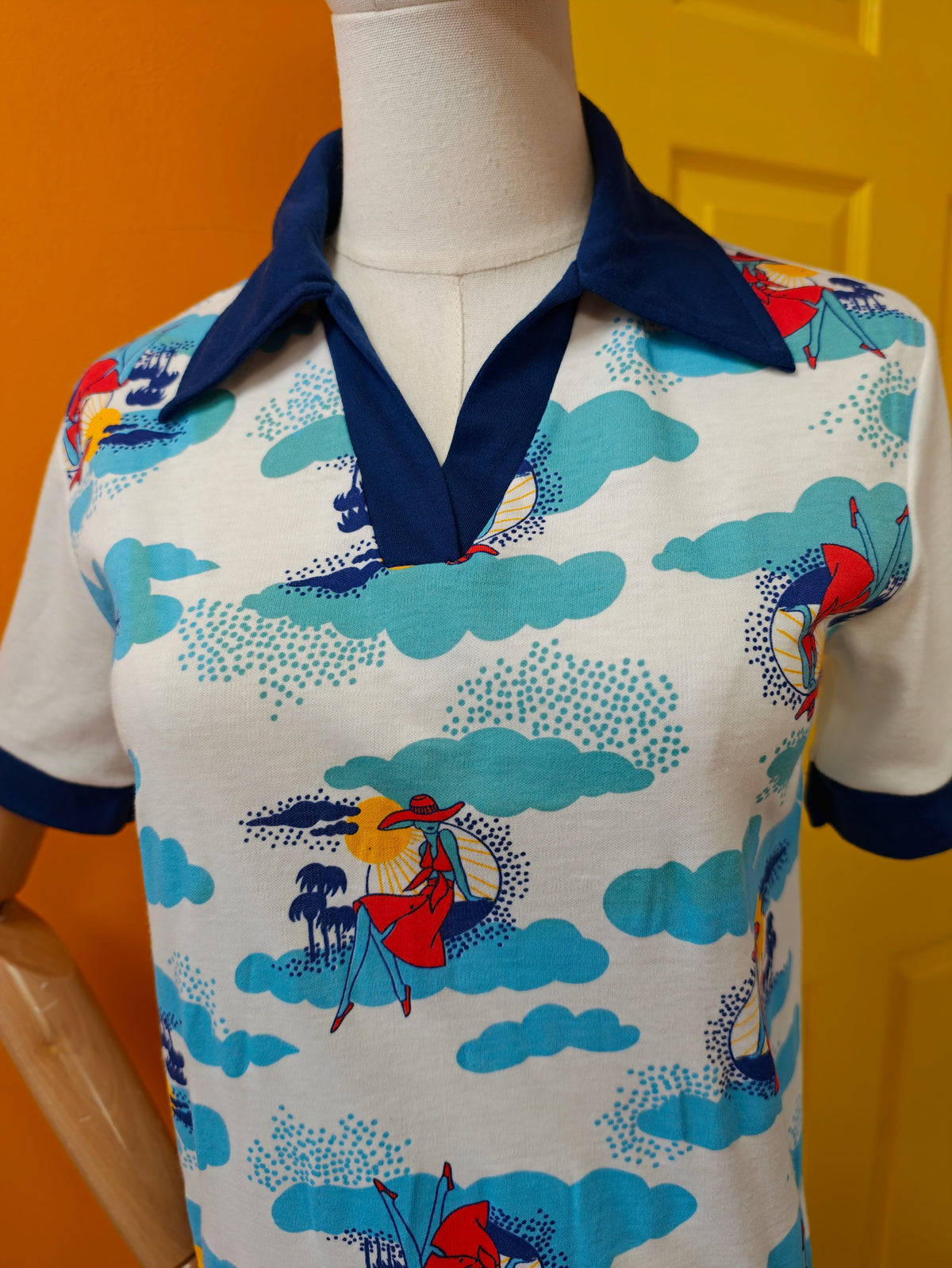 1970s novelty print top - S