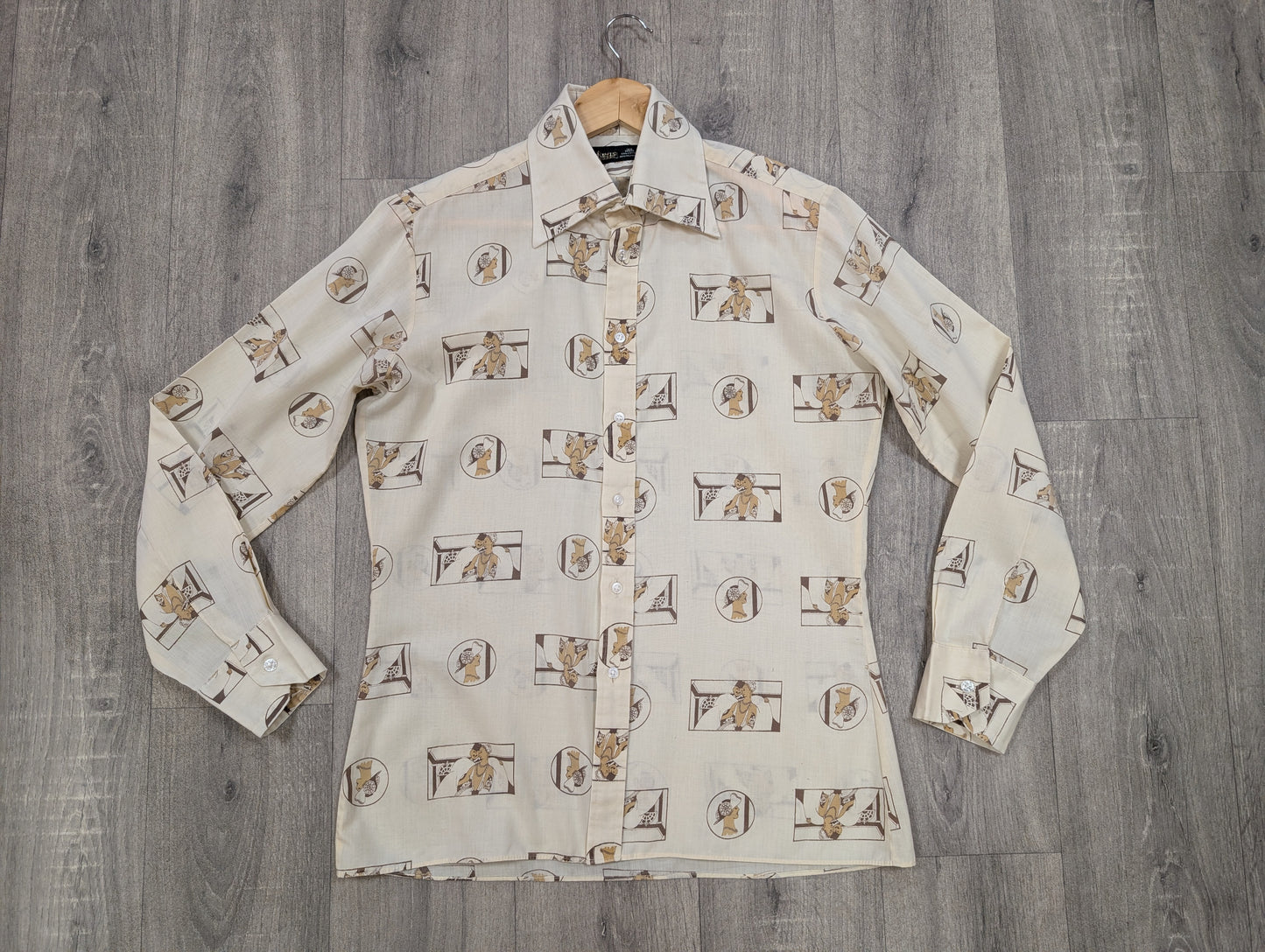 1970s Dickens novelty Art Deco print shirt