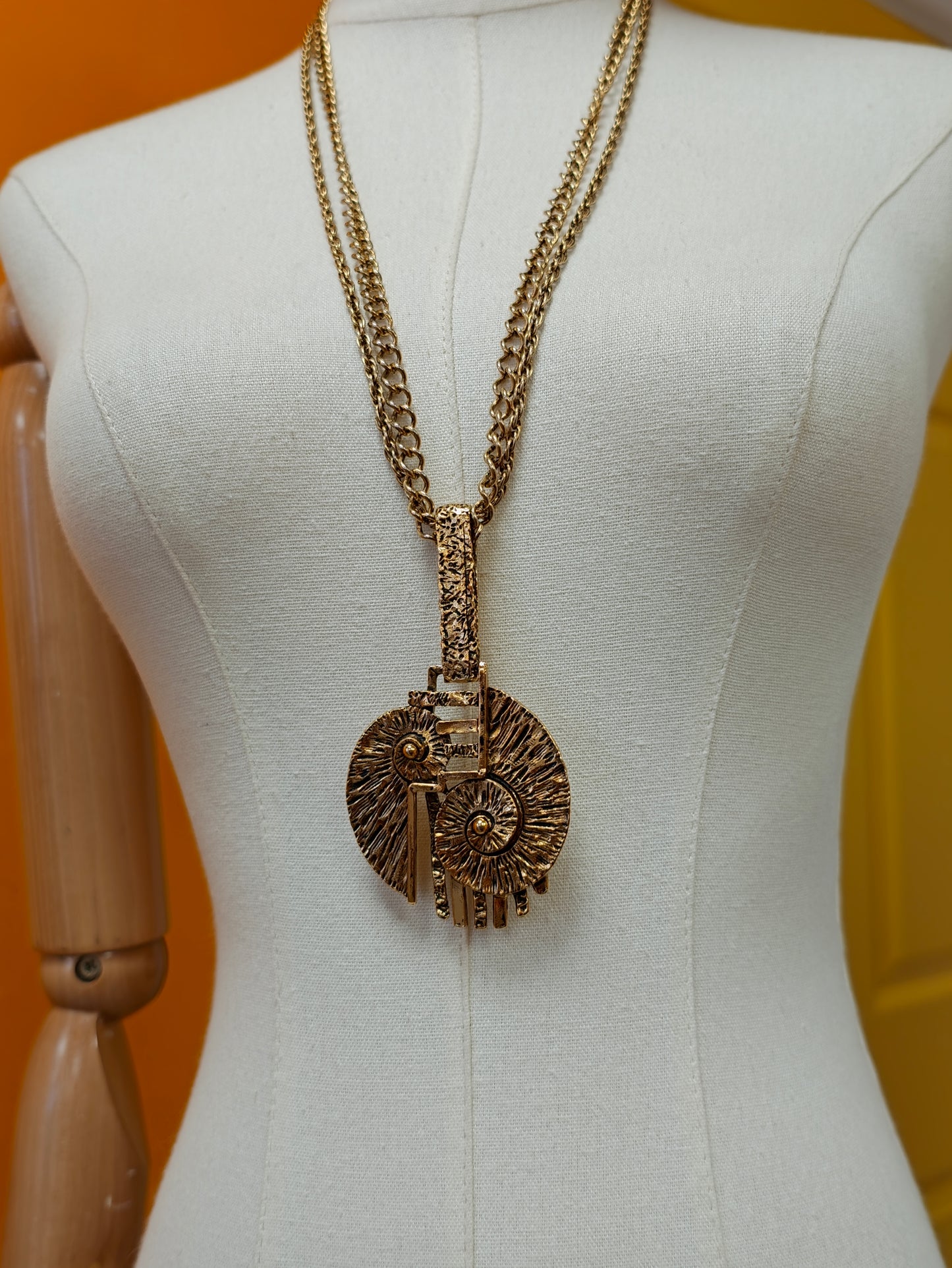 60s/70s gold tone brutalist necklace