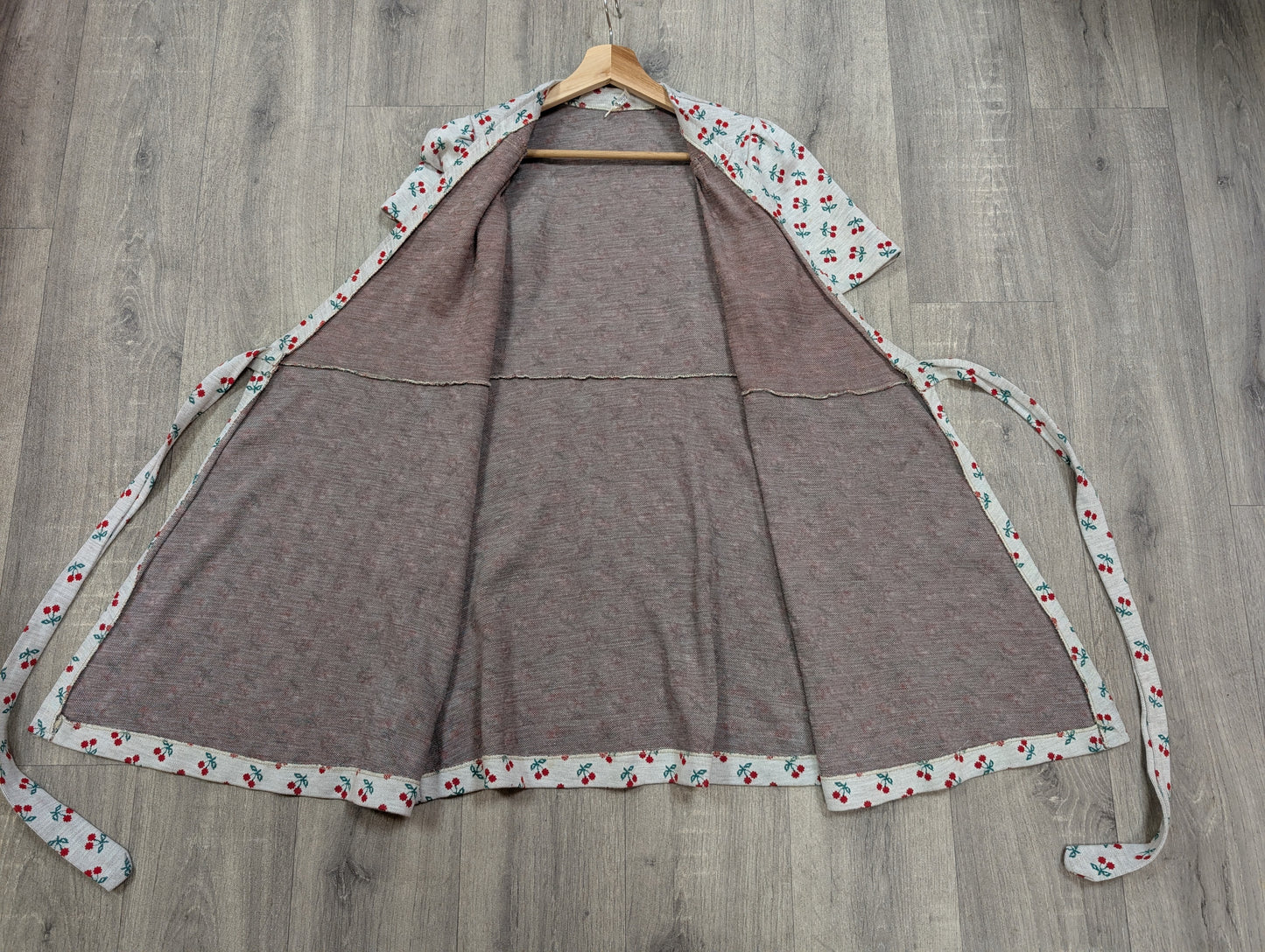 1970s cherry wrap dress - XS/S