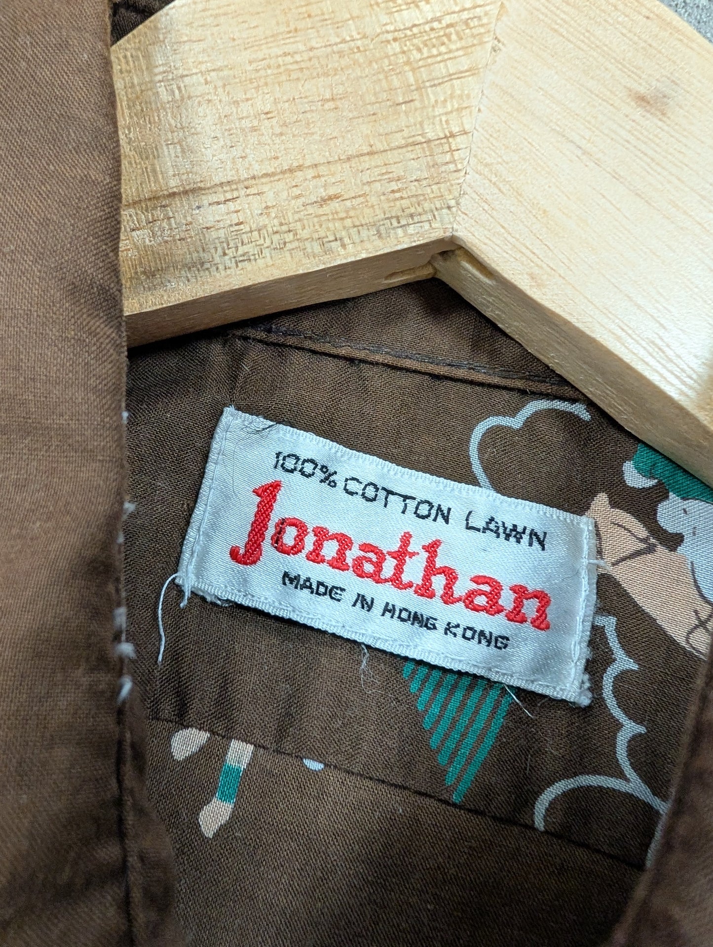 1970s Jonathan cotton Art Deco polo novelty print shirt