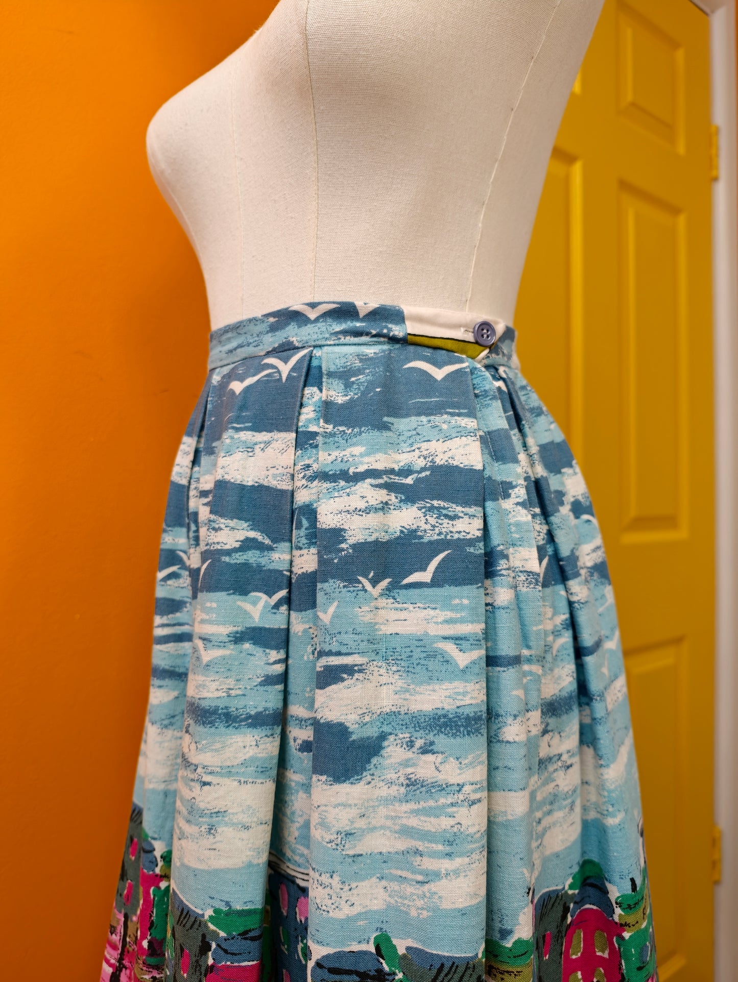 1950s Susan Barry novelty scenic print skirt