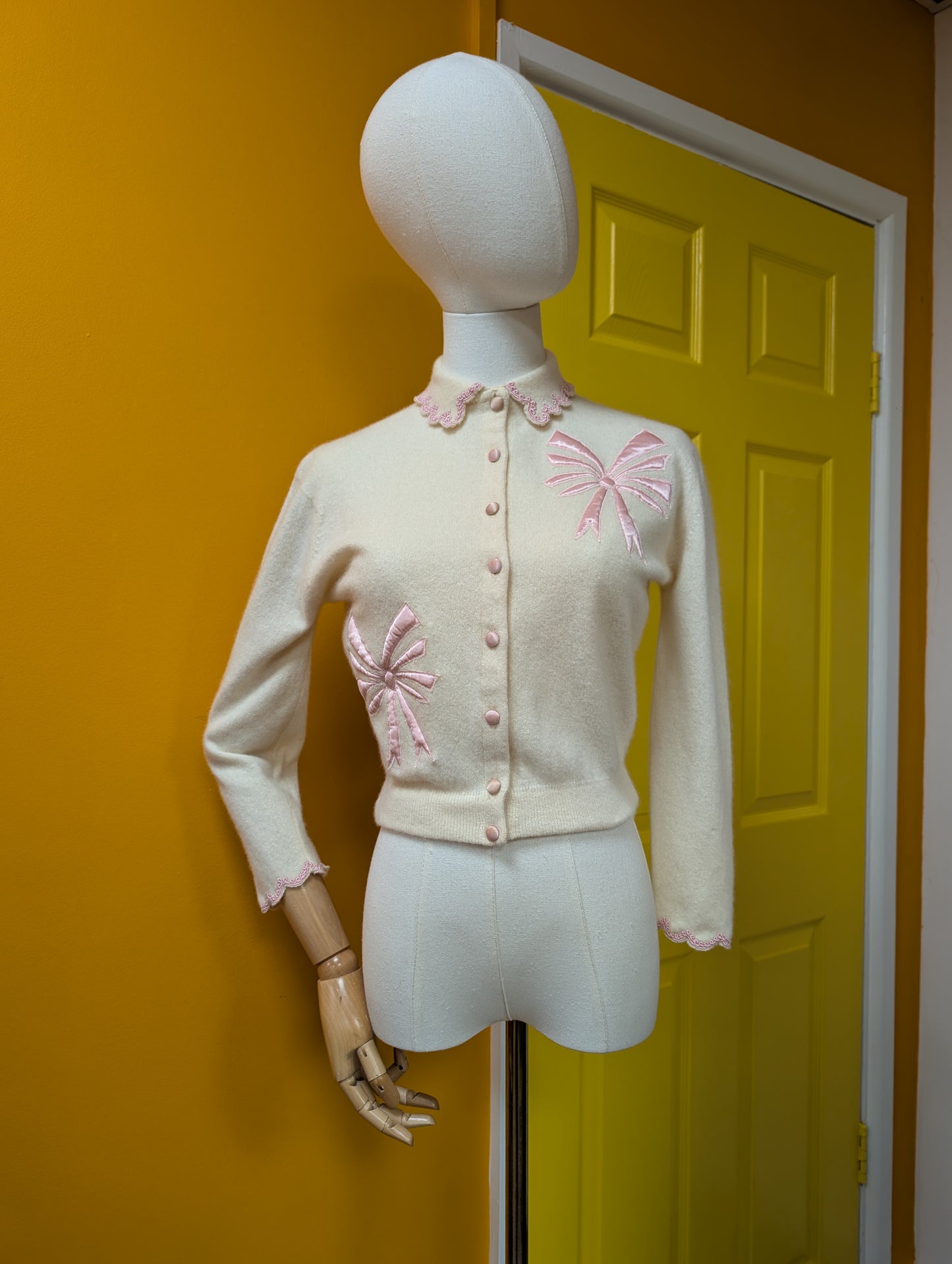 Gorgeous 1950s Nannette Cashmeres cashmere cardigan - XS/S
