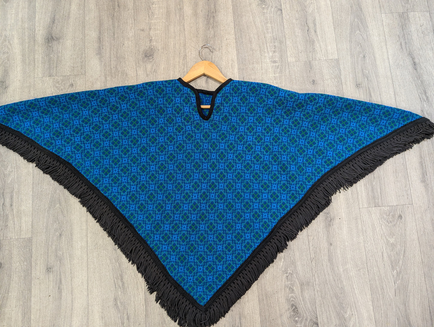 Reversible Welsh tapestry wool fringed poncho