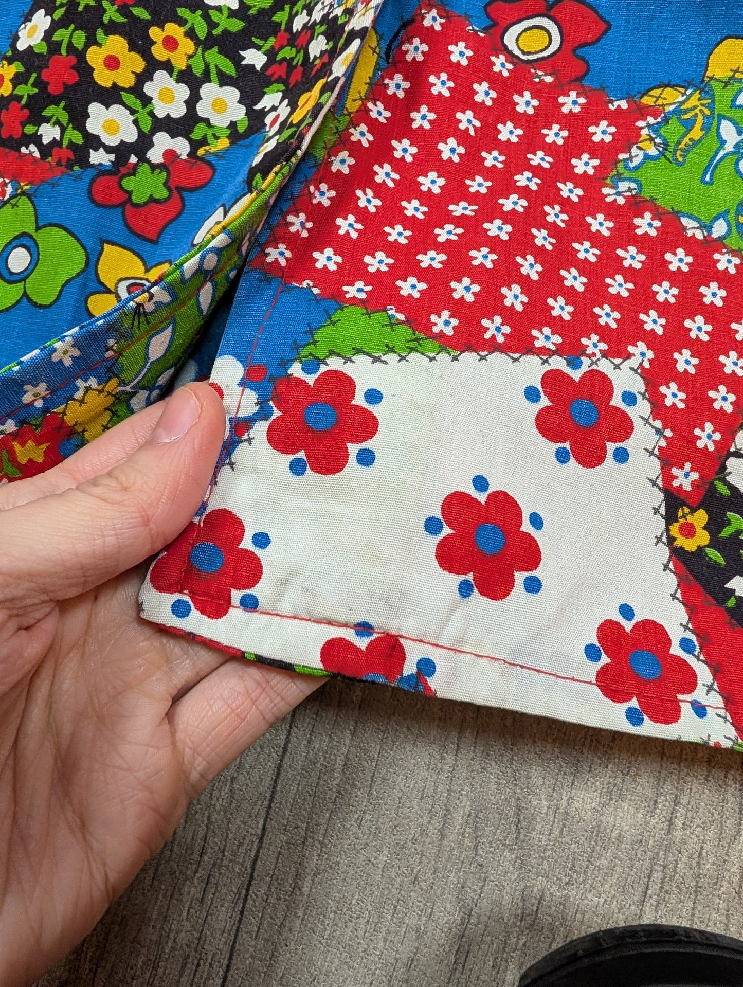 1970s Louis Caring novelty patchwork print - XS