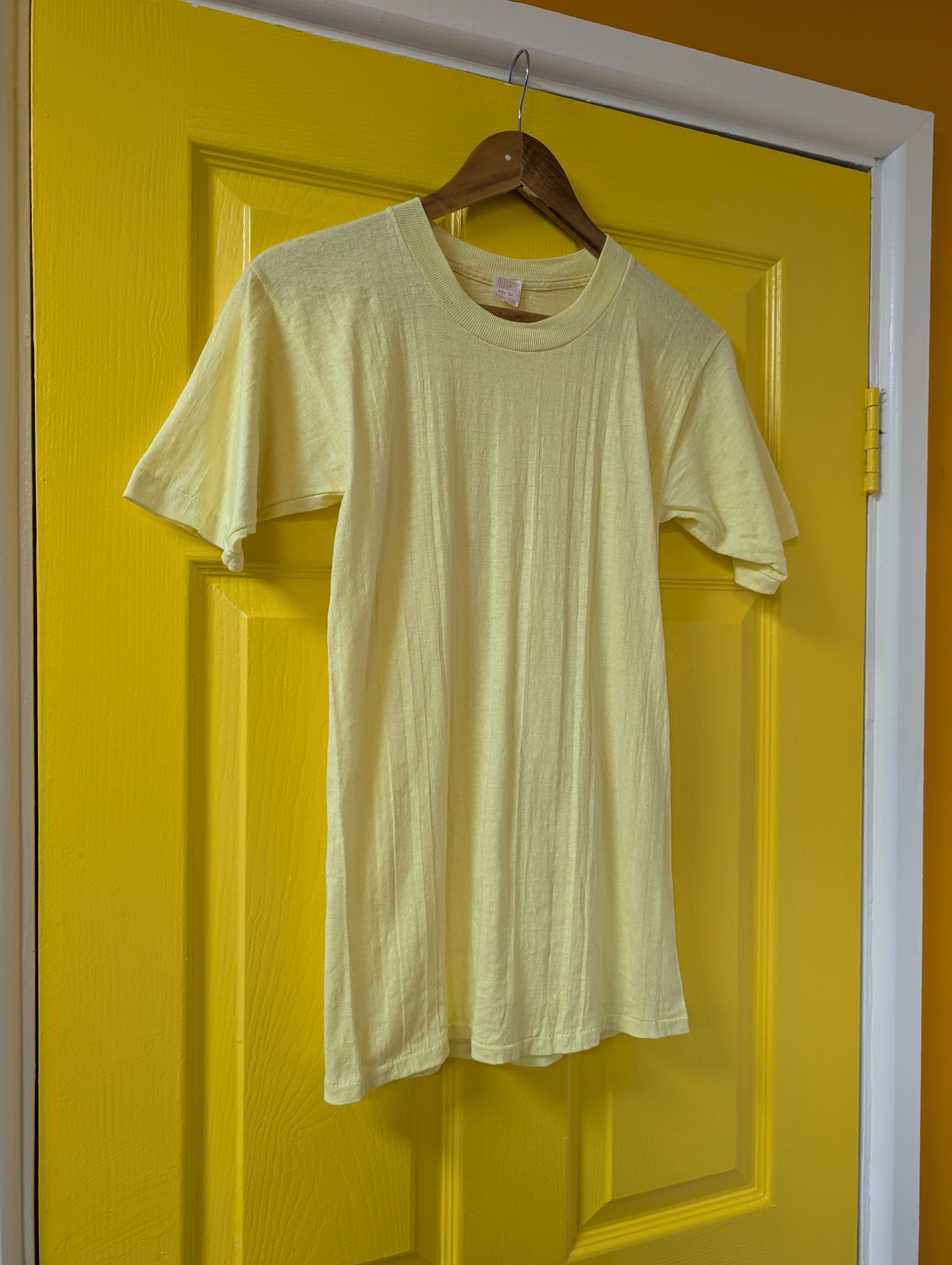 1970s pale yellow t-shirt