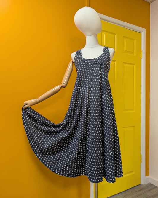 1970s Laura Ashley made in Wales clover print cotton dress - S/8/10