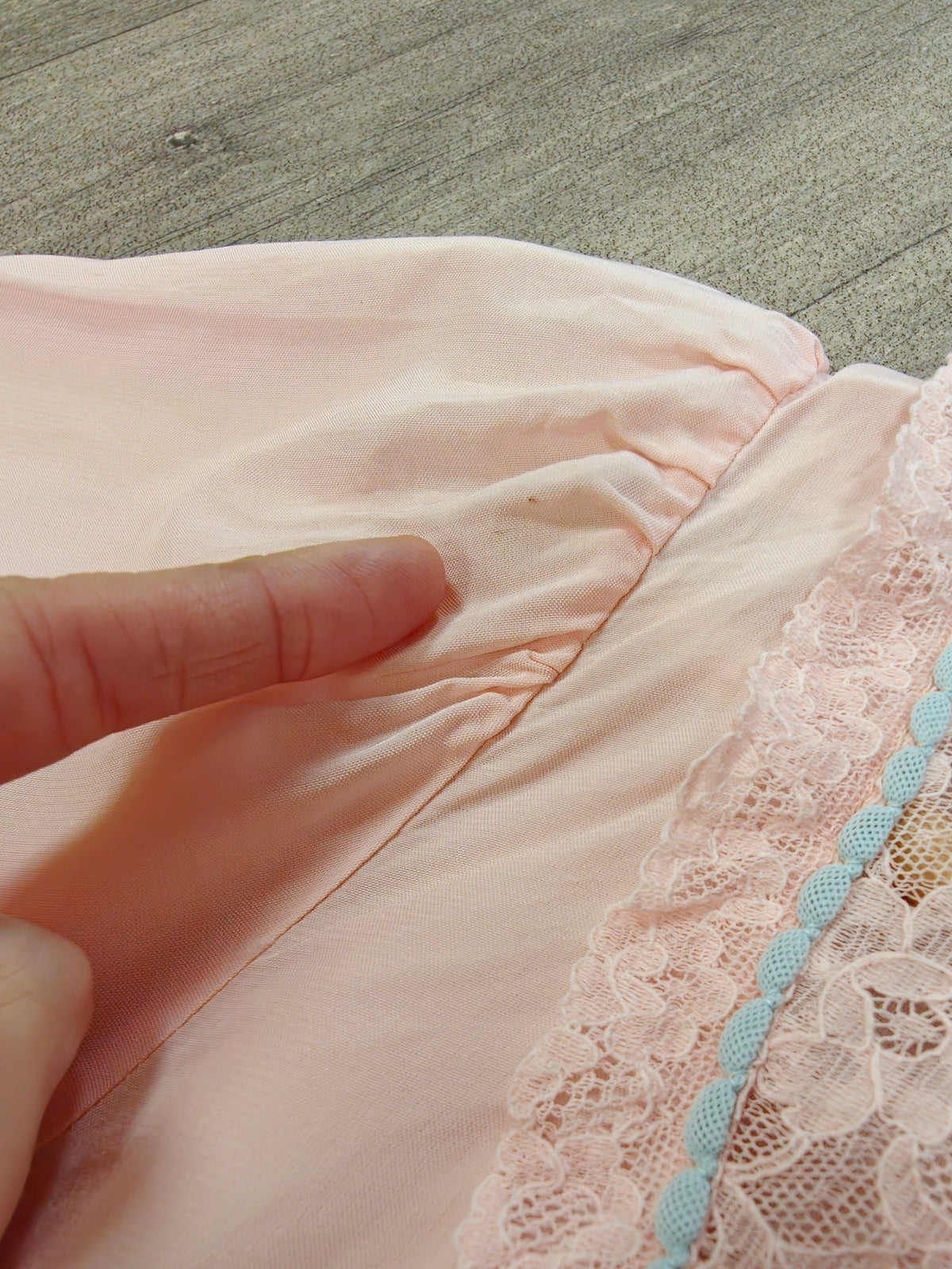 50s/60s Deadstock Will-O-The-Wisp by Minster nylon nightdress