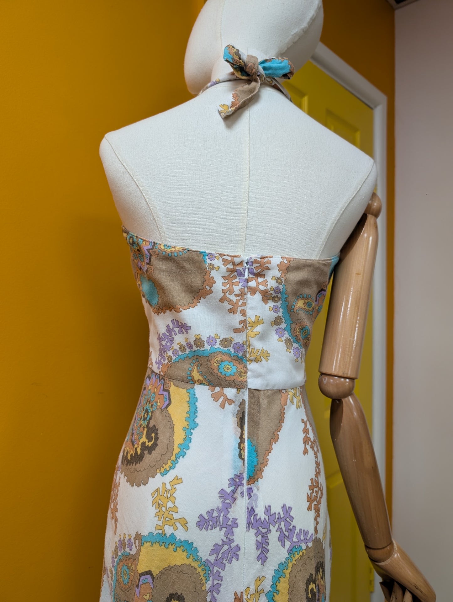 1970s psychedelic halter neck maxi dress - S/8