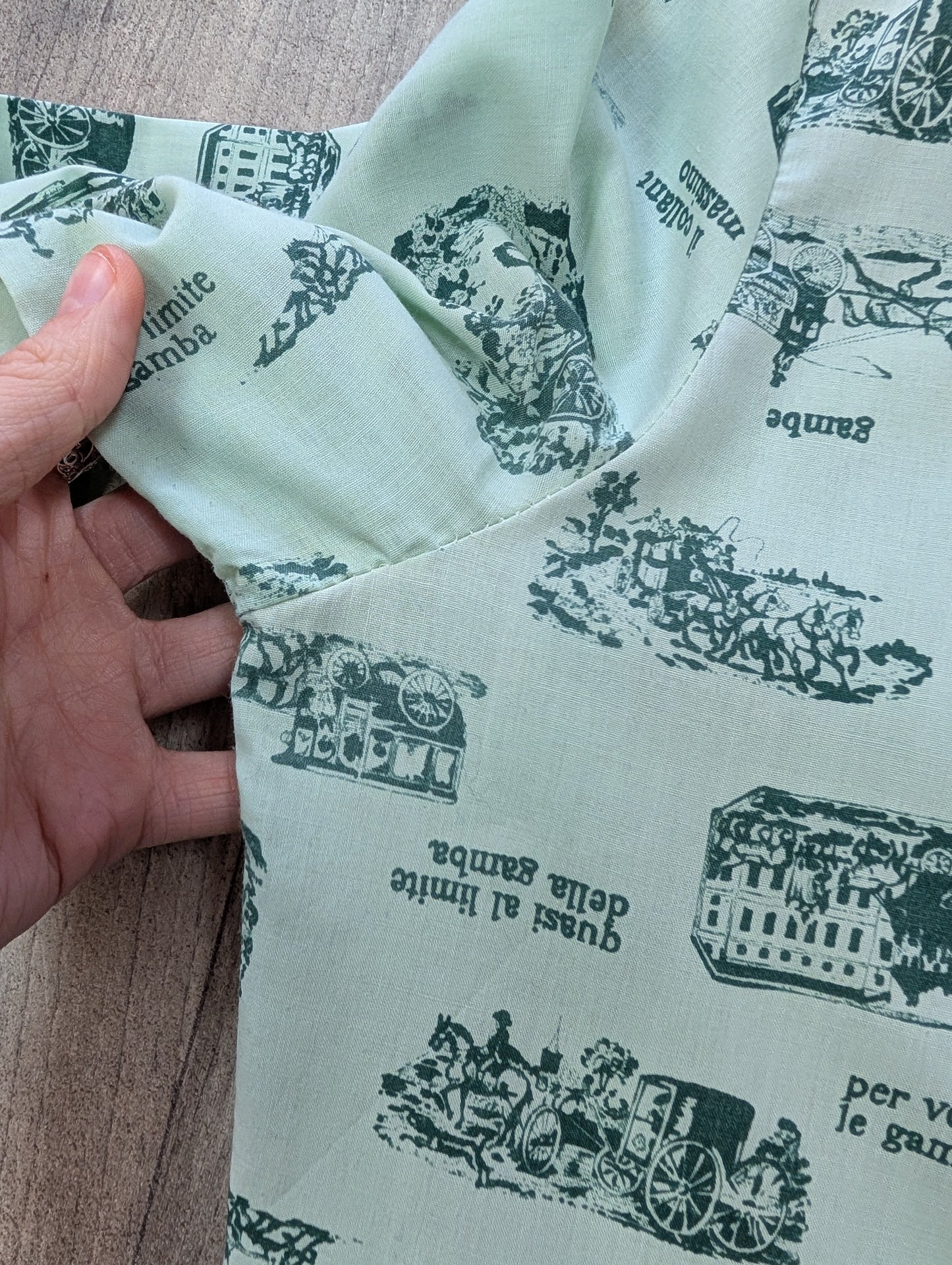 1970s C&A novelty print shirt - S/M/10/12