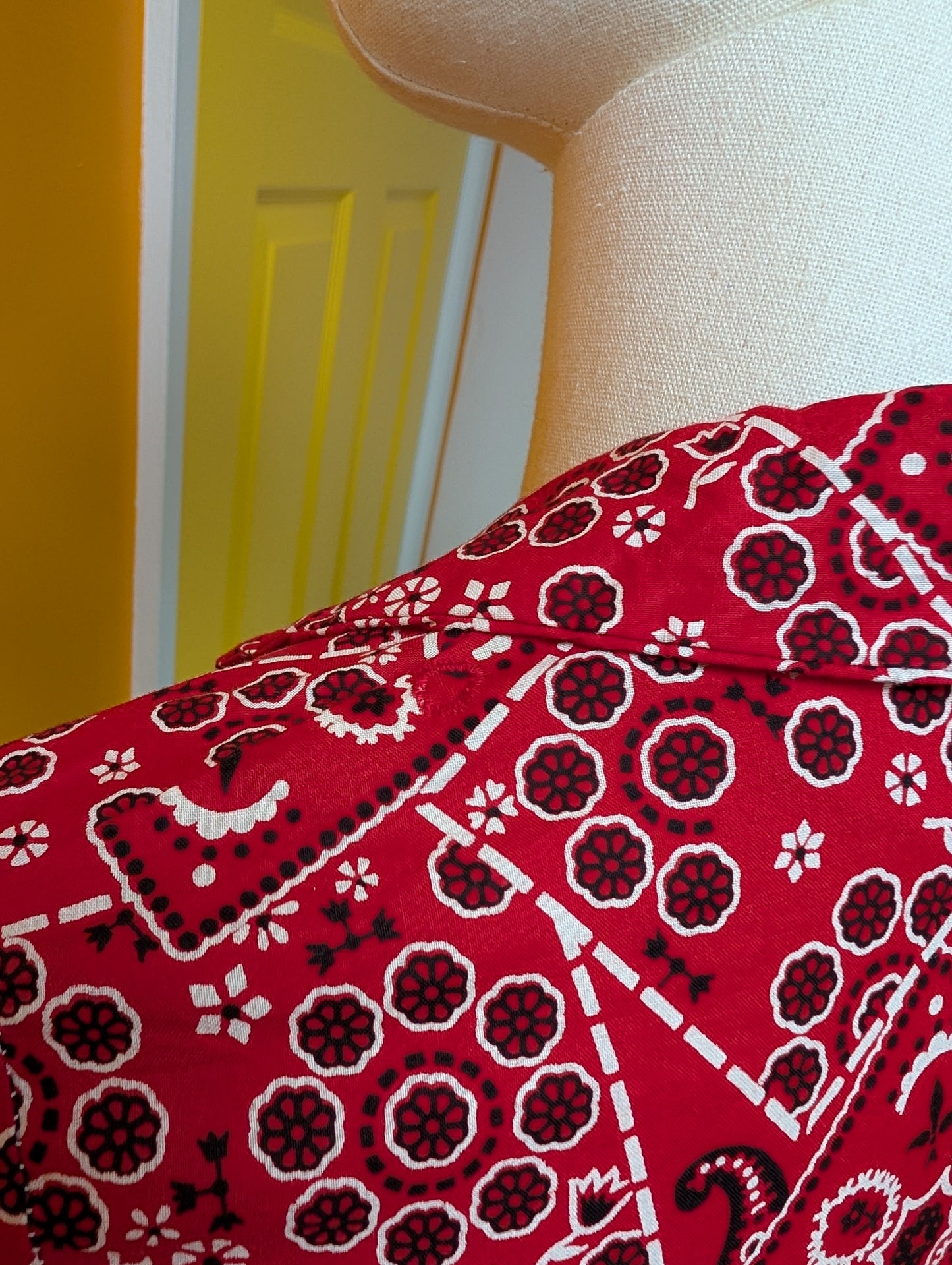 1950s Carol Brent red lace up bandana print top - XS