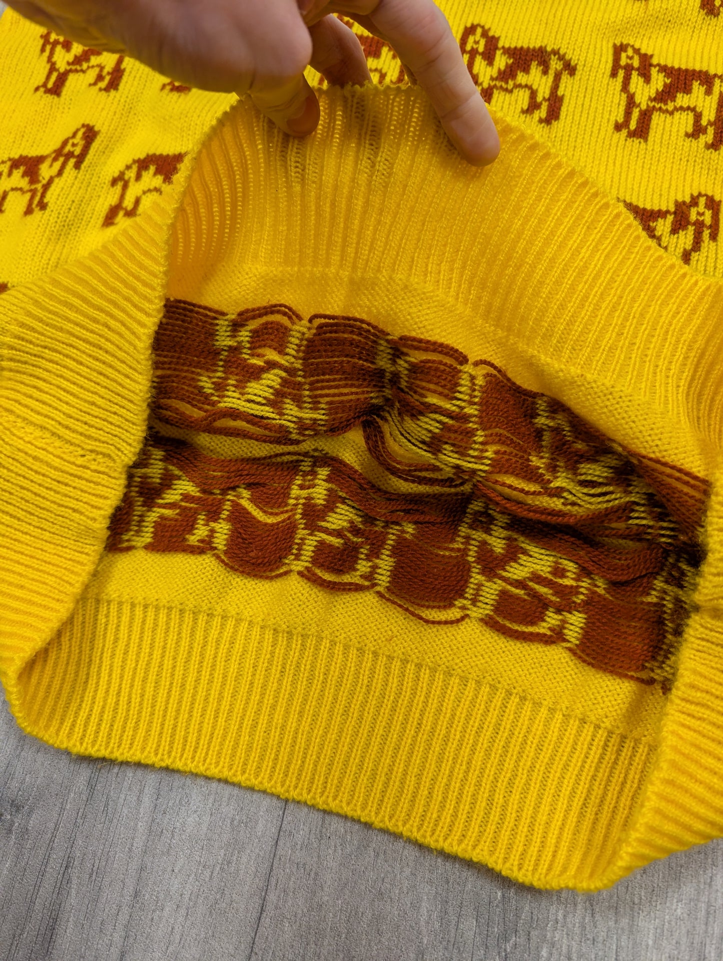 Woof! Yellow knitted dog jumper