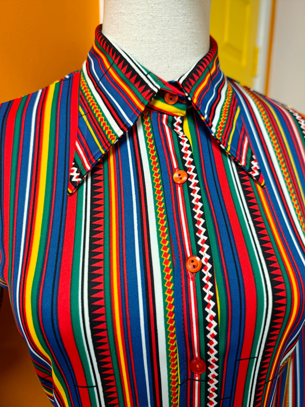 1970s dagger collar shirt - S