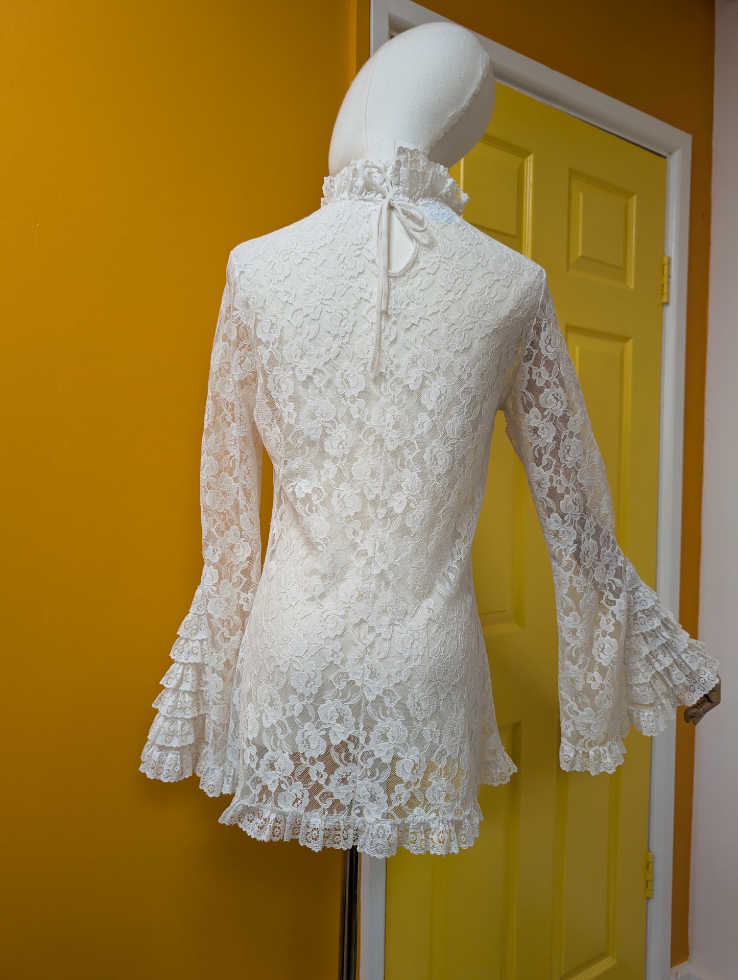 60s/70s Dorothy Perkins white nylon lace tunic - XS/S