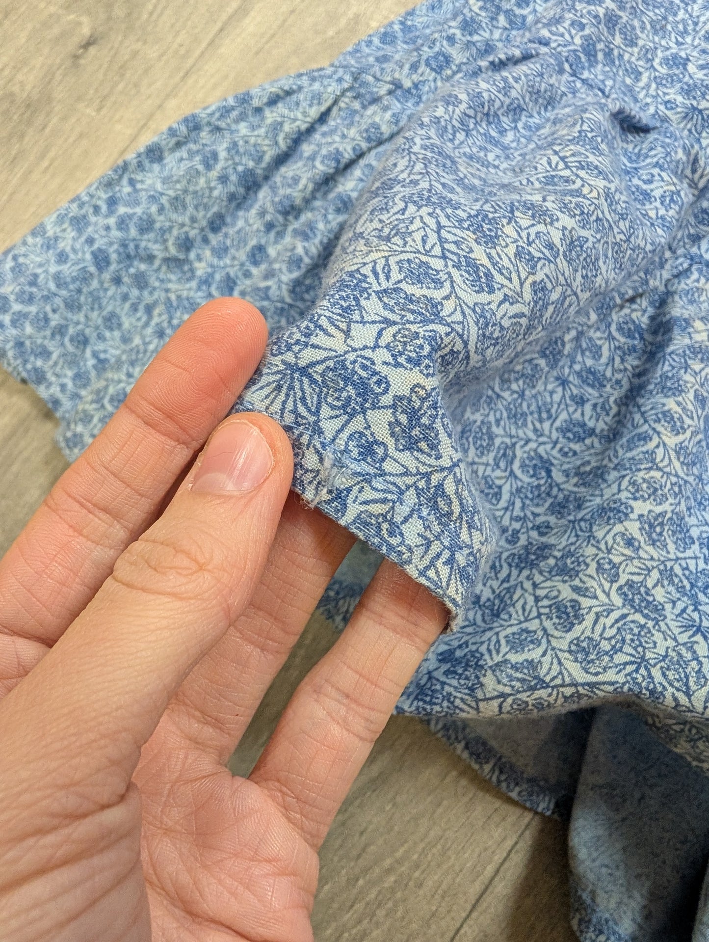 Gorgeous 1970s Laura Ashley made in Wales cotton maxi dress - XS/6/8