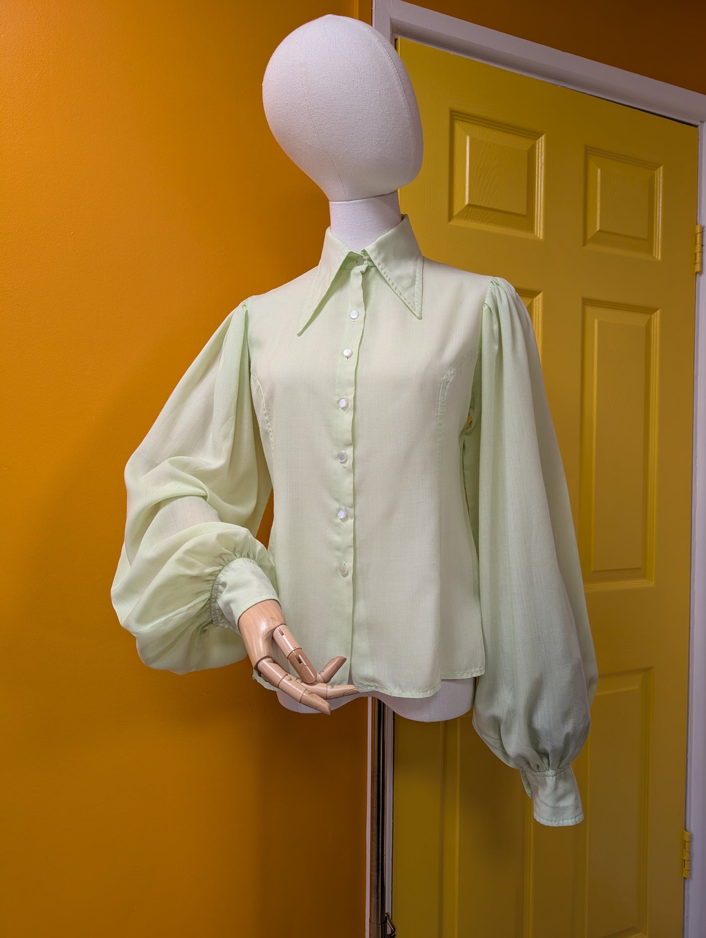 1970s Left Bank mint green dagger collar shirt - XS/S/6/8