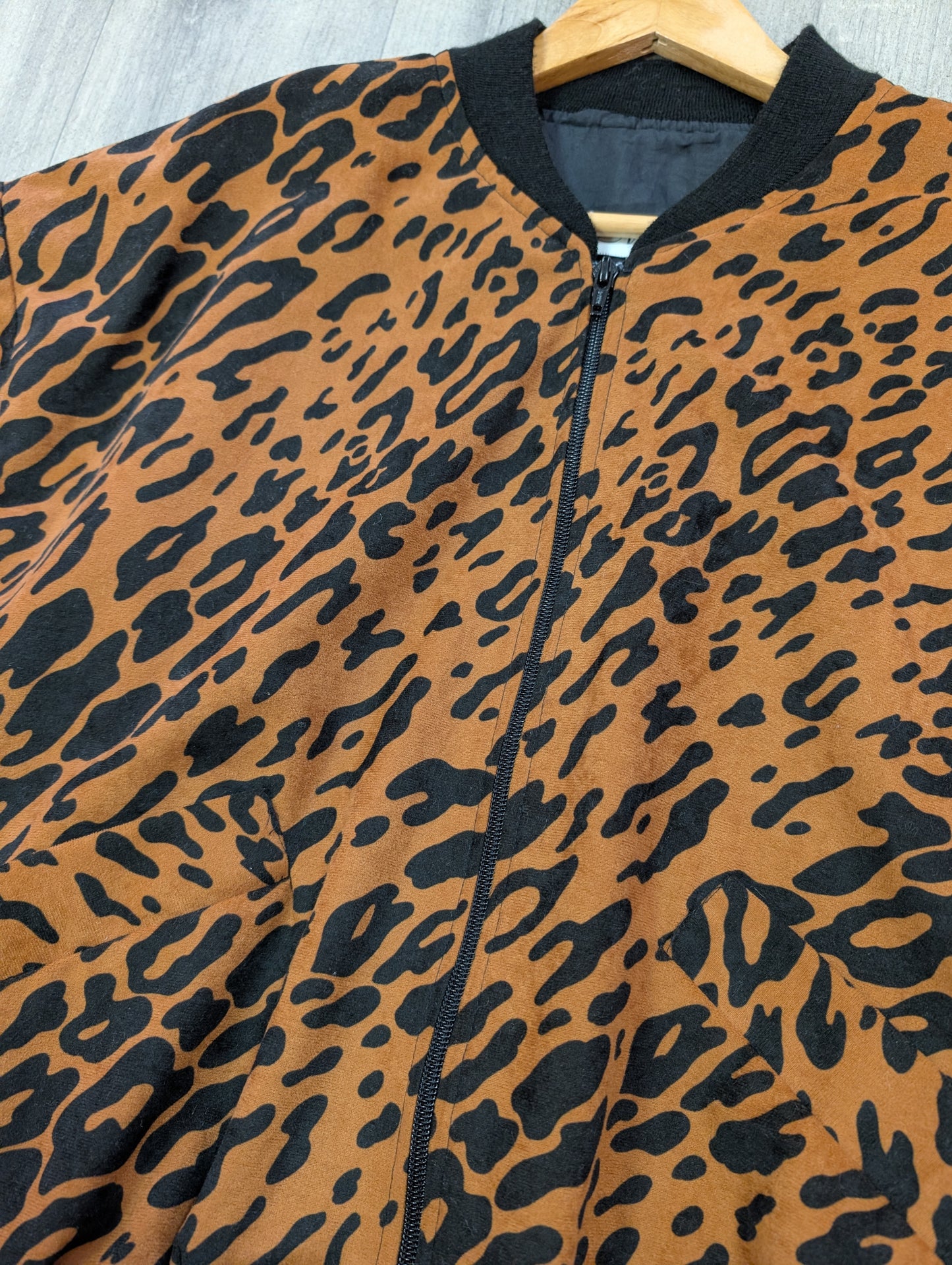 80s/90s leopard print bomber jacket - S