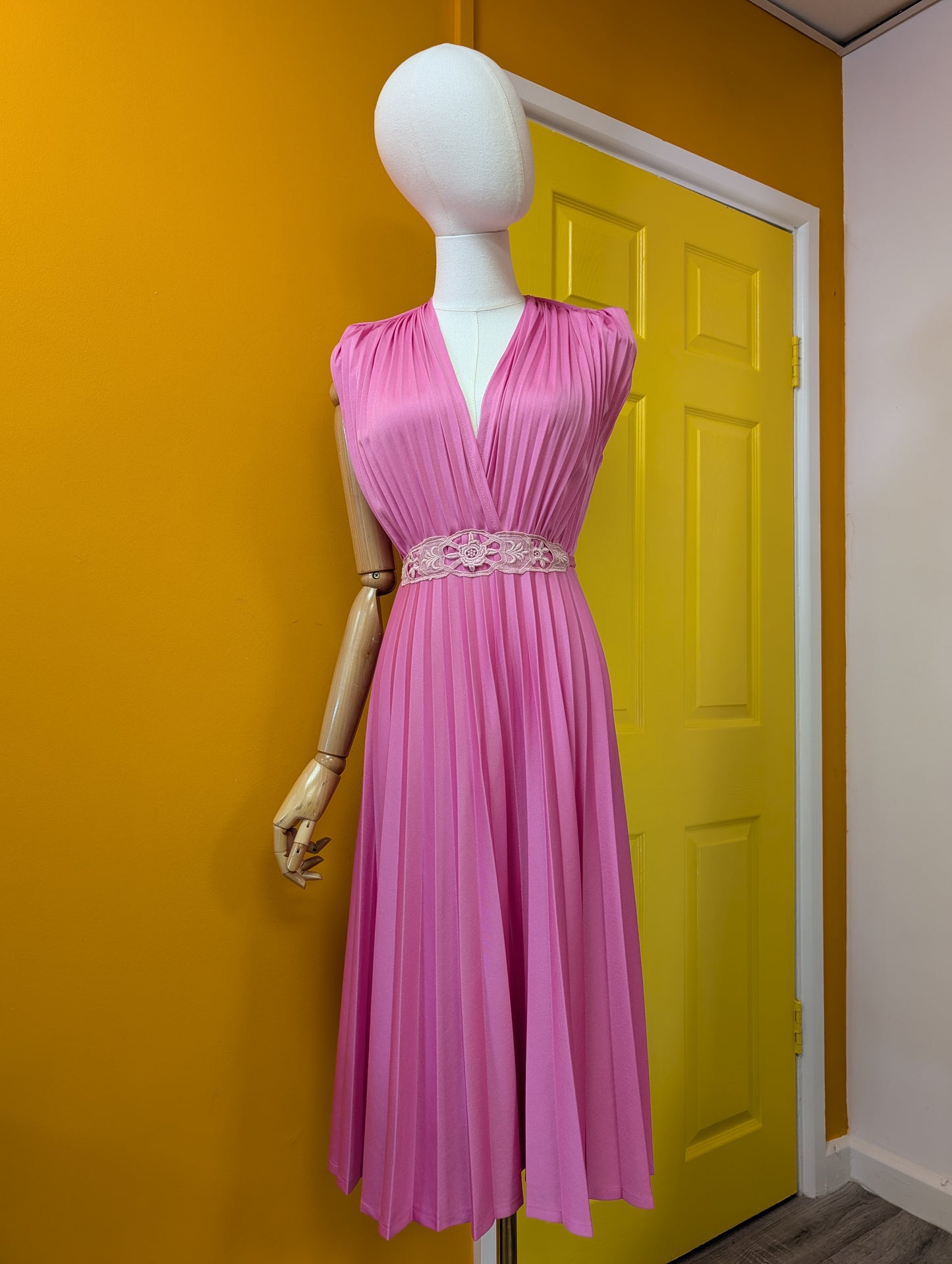 1970s pink pleated dress - S/8/10