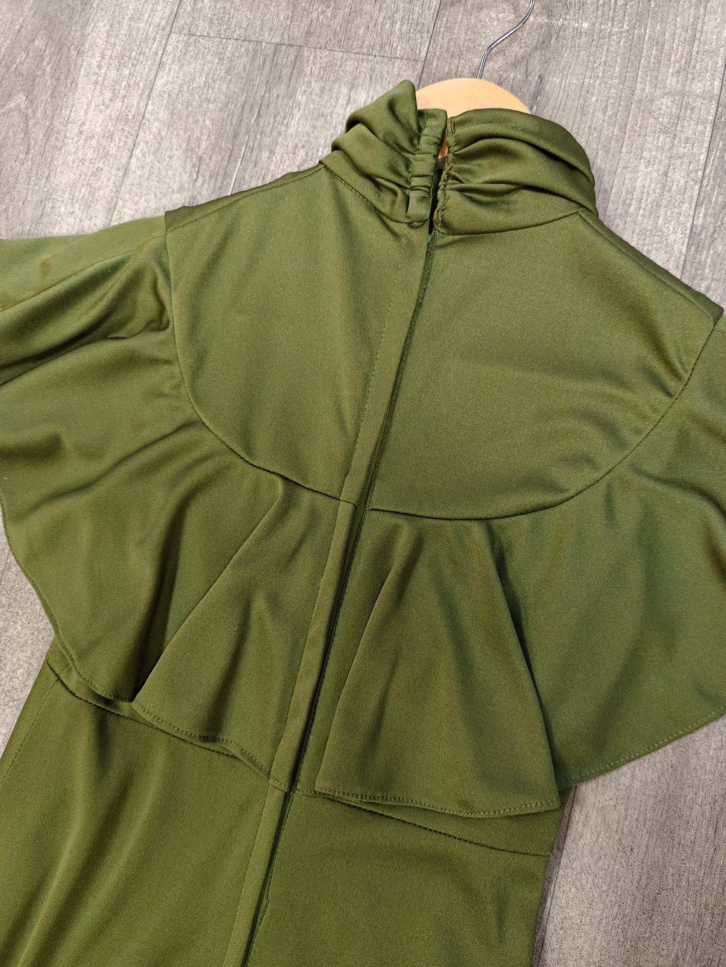1970s Irvine Sellars green crimplene maxi dress - XS/6