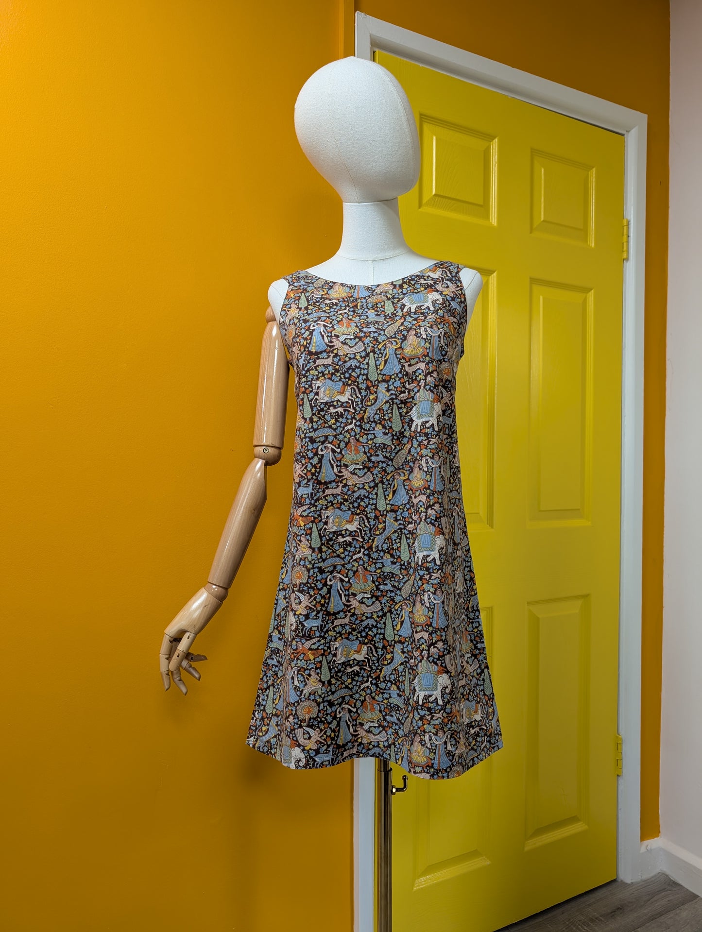 1960s Warrender Liberty fabric novelty print cotton dress - S/8