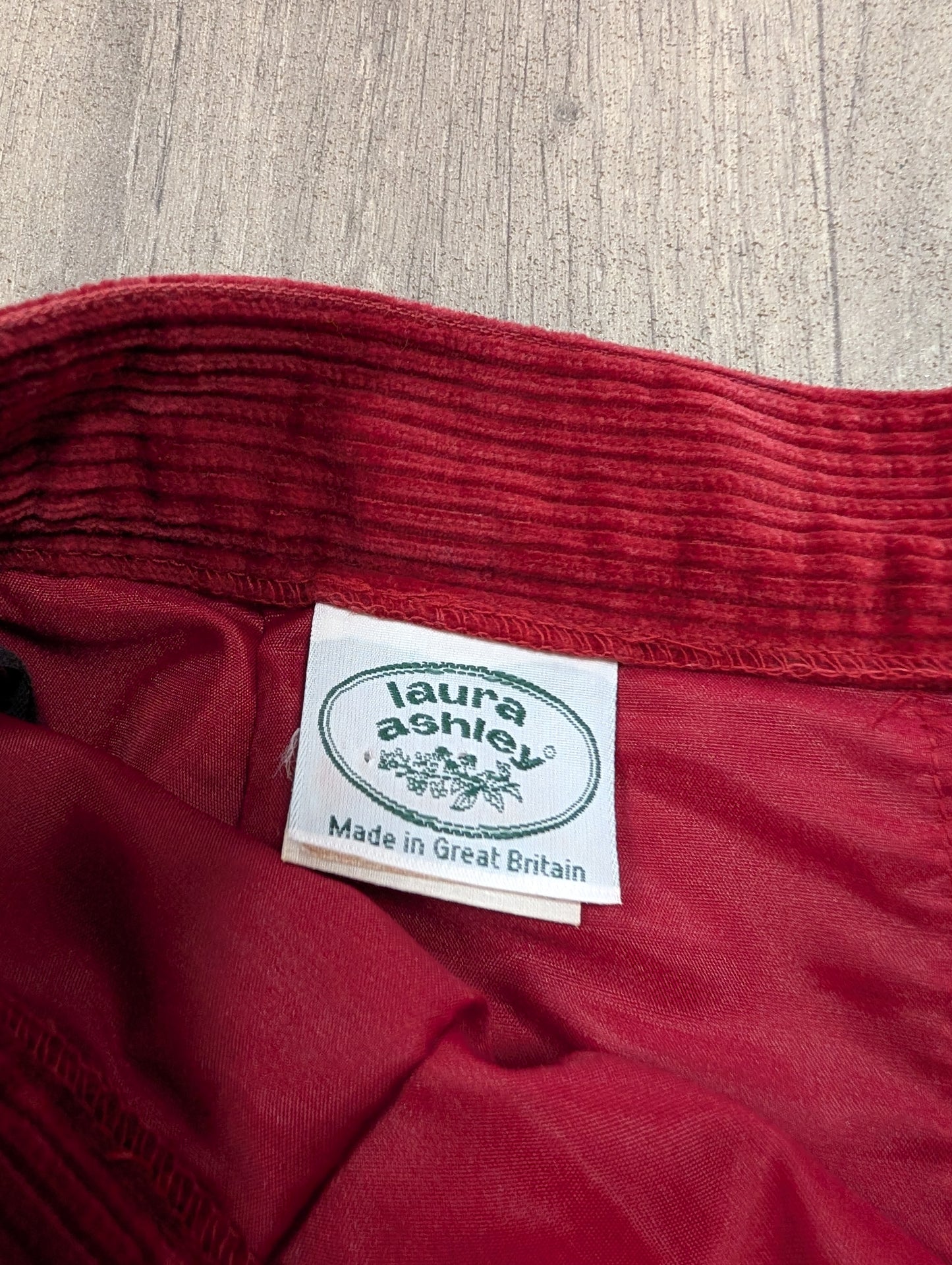 1980s Laura Ashley corduroy skirt - 25.5" waist