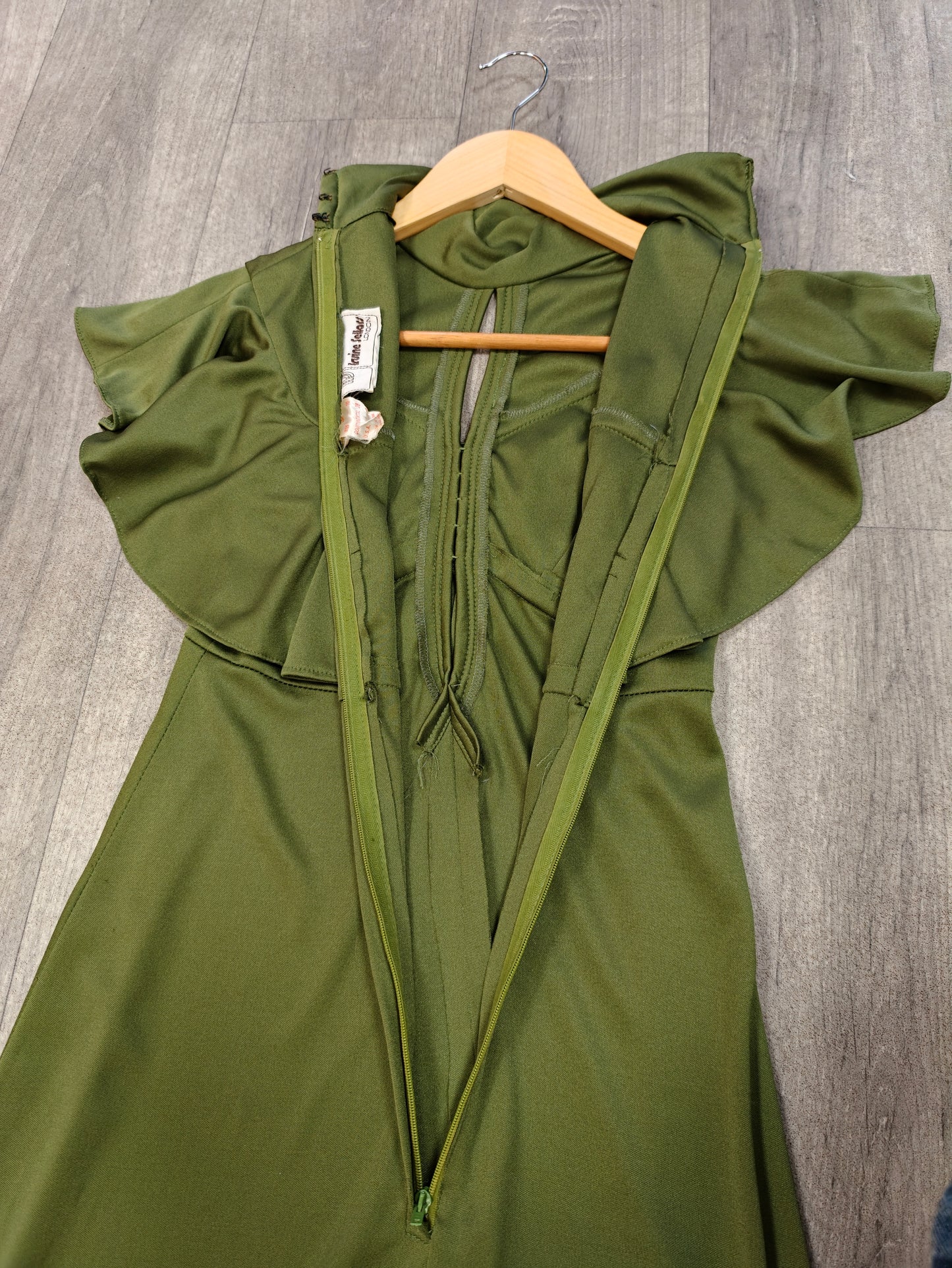 1970s Irvine Sellars green crimplene maxi dress - XS/6