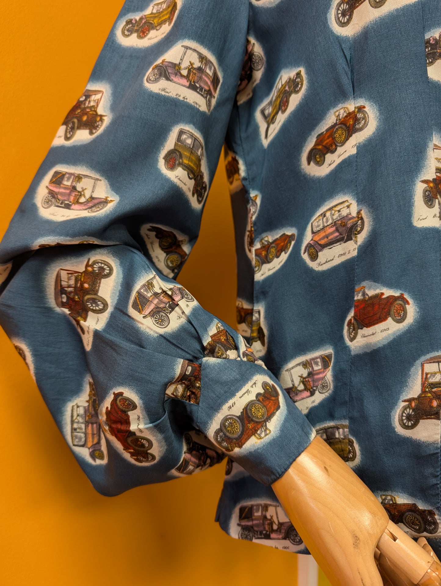 1970s novelty car print shirt - M/12