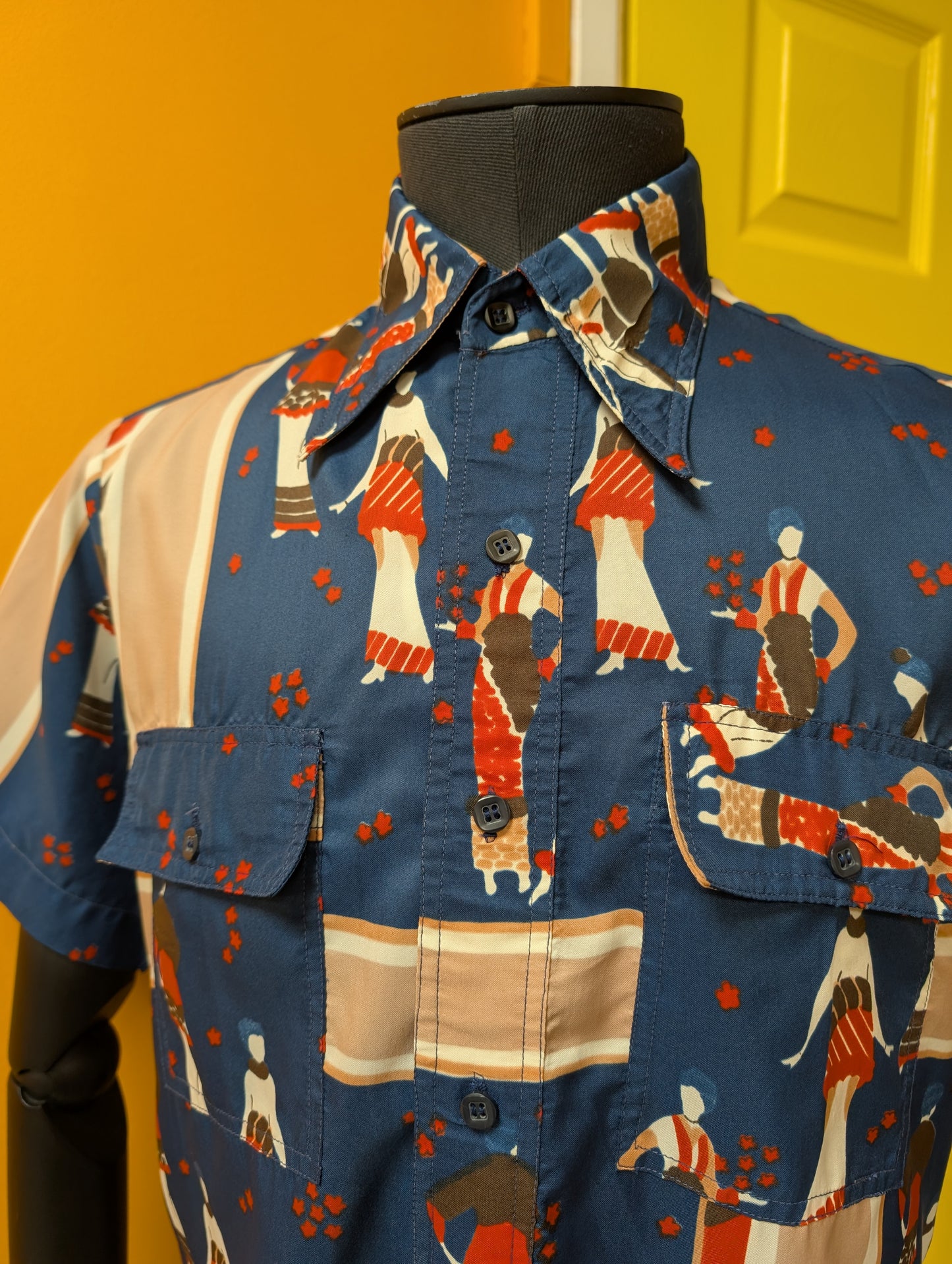 1970s Career Club by Focus novelty print shirt