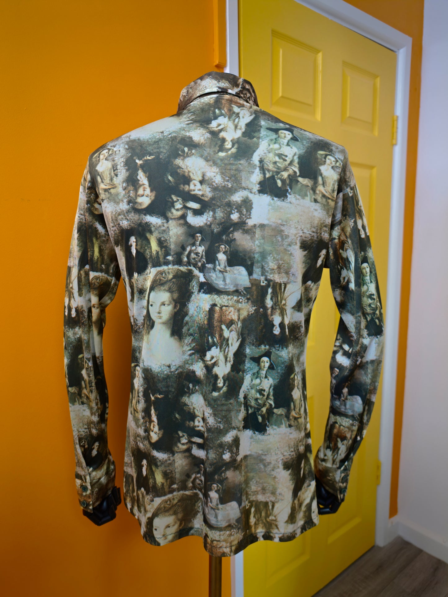 1970s Kennington novelty print dagger collar shirt
