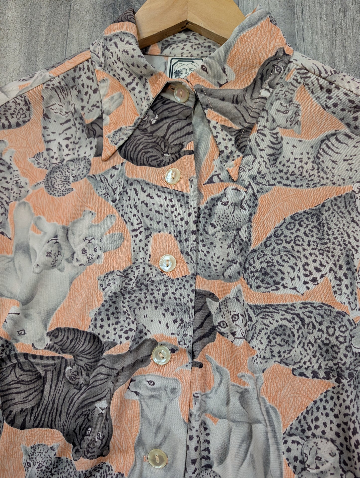 1970s You Babes novelty big cat print shirt - S