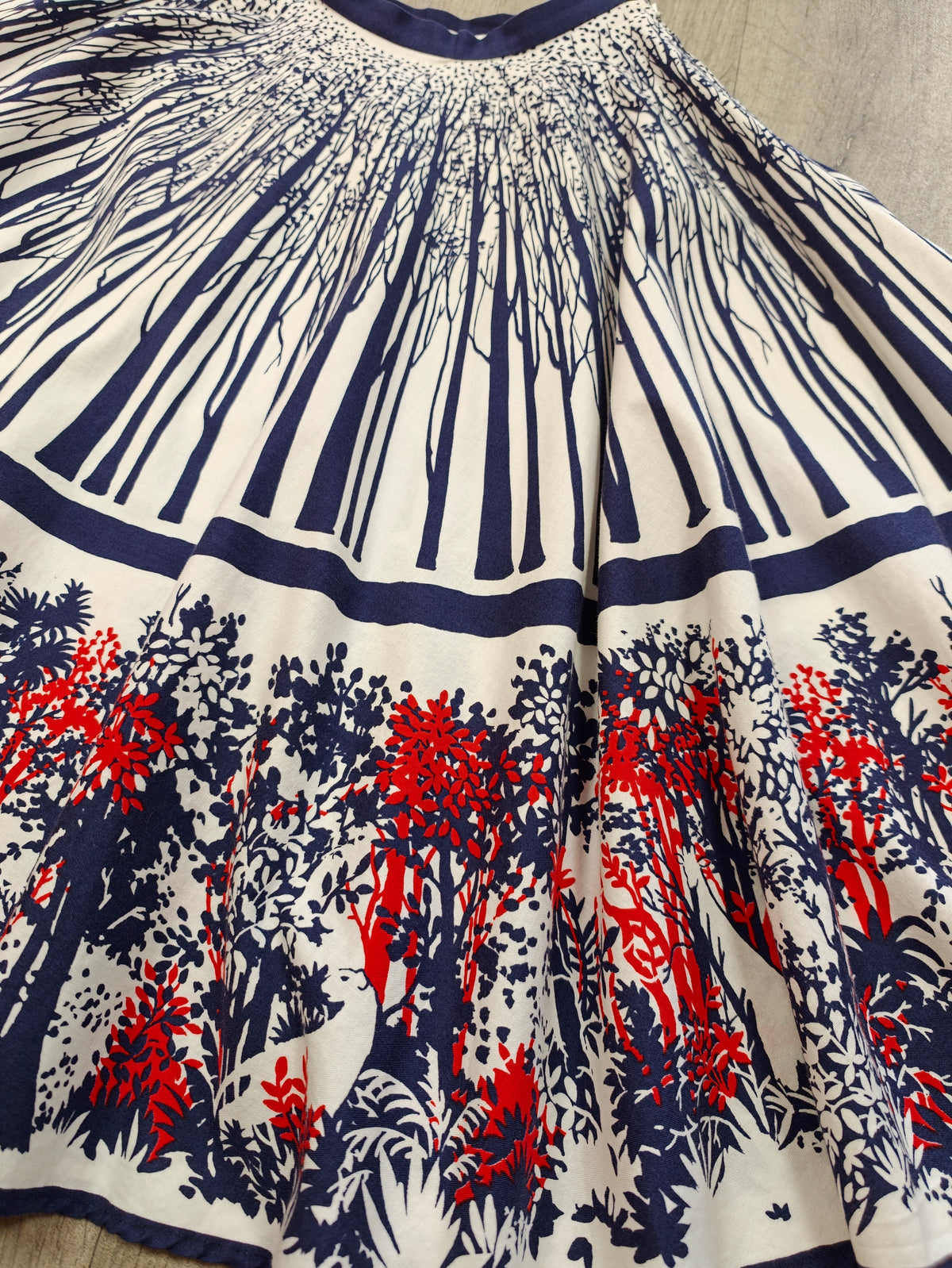 1980s novelty print full circle cotton skirt - 24" waist