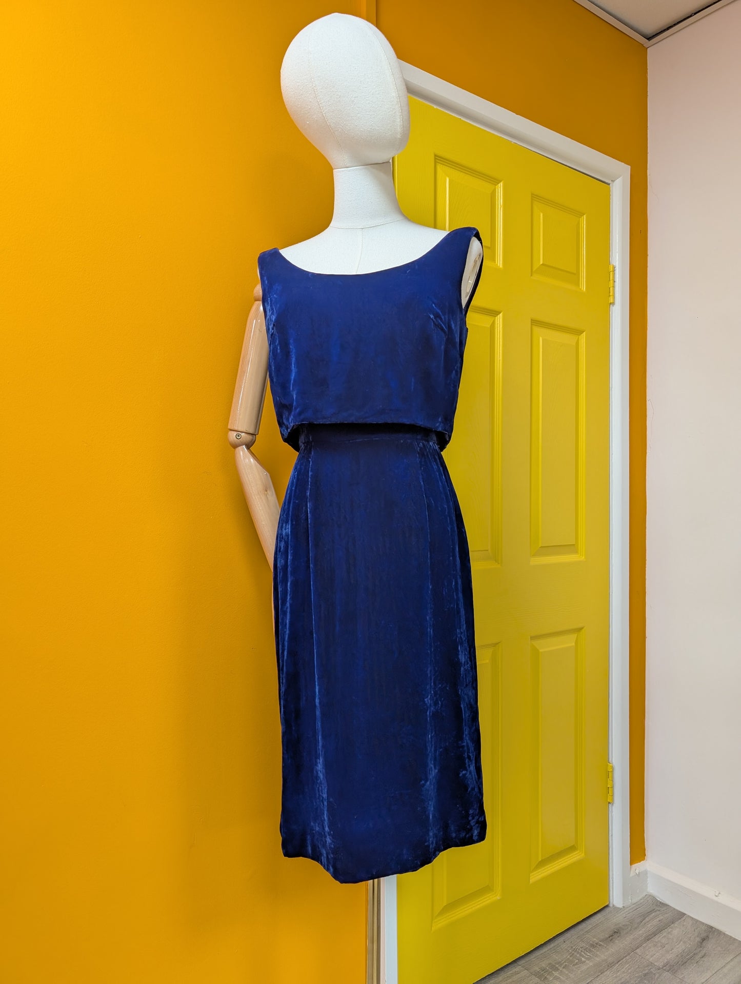 1960s Blanes blue velvet dress - S/8