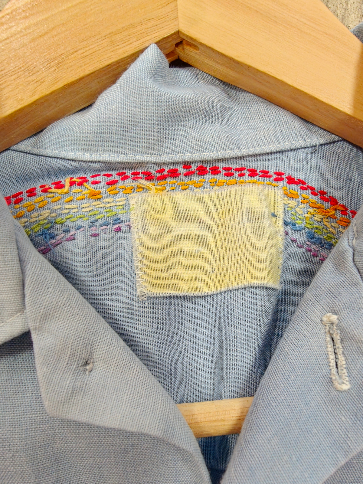1970s De Colores embroidered & appliquéd tie waist shirt - M