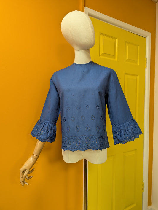1960s Prova navy blue broderie anglaise blouse - M