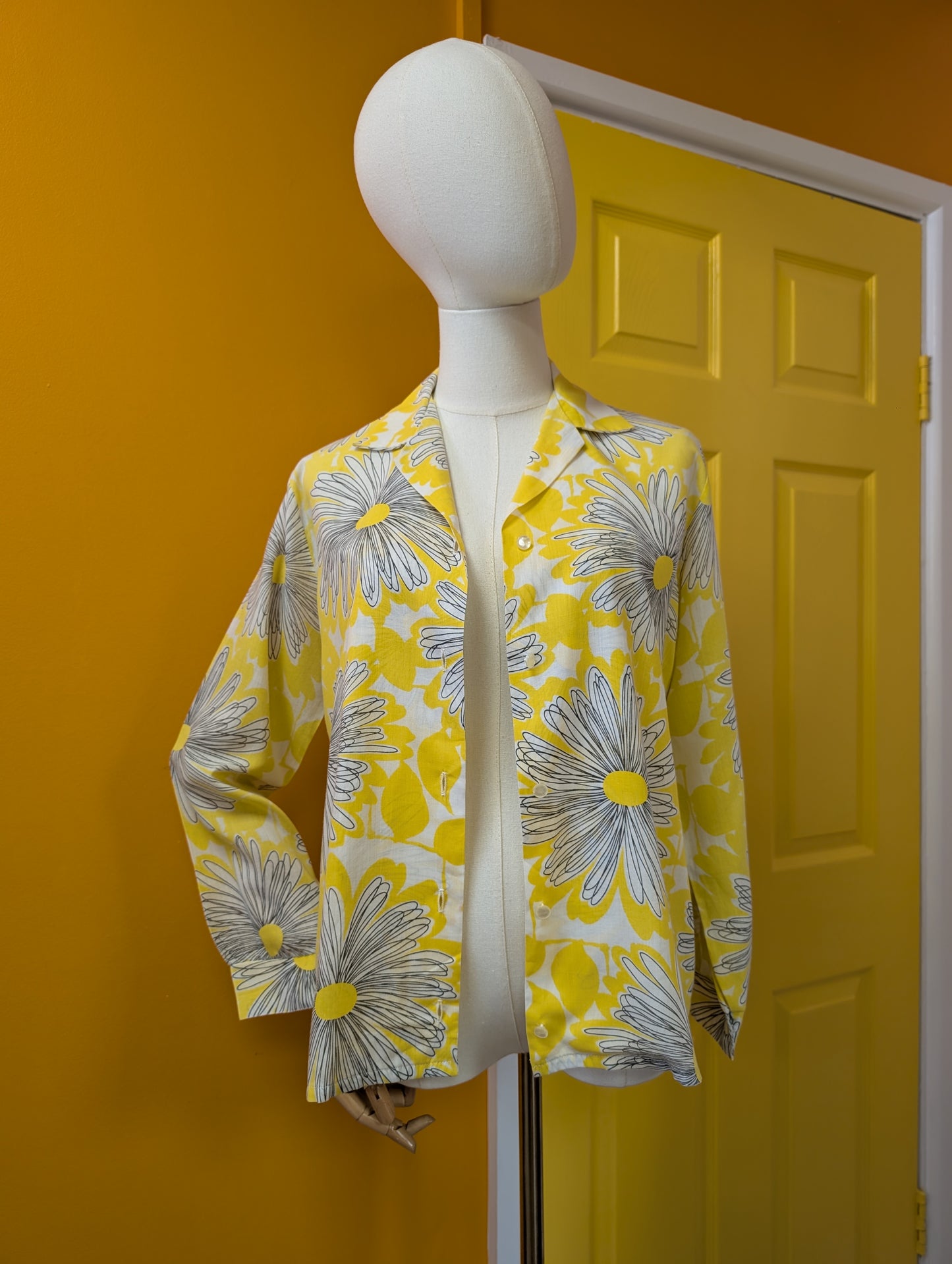 1960s yellow floral shirt - S/M