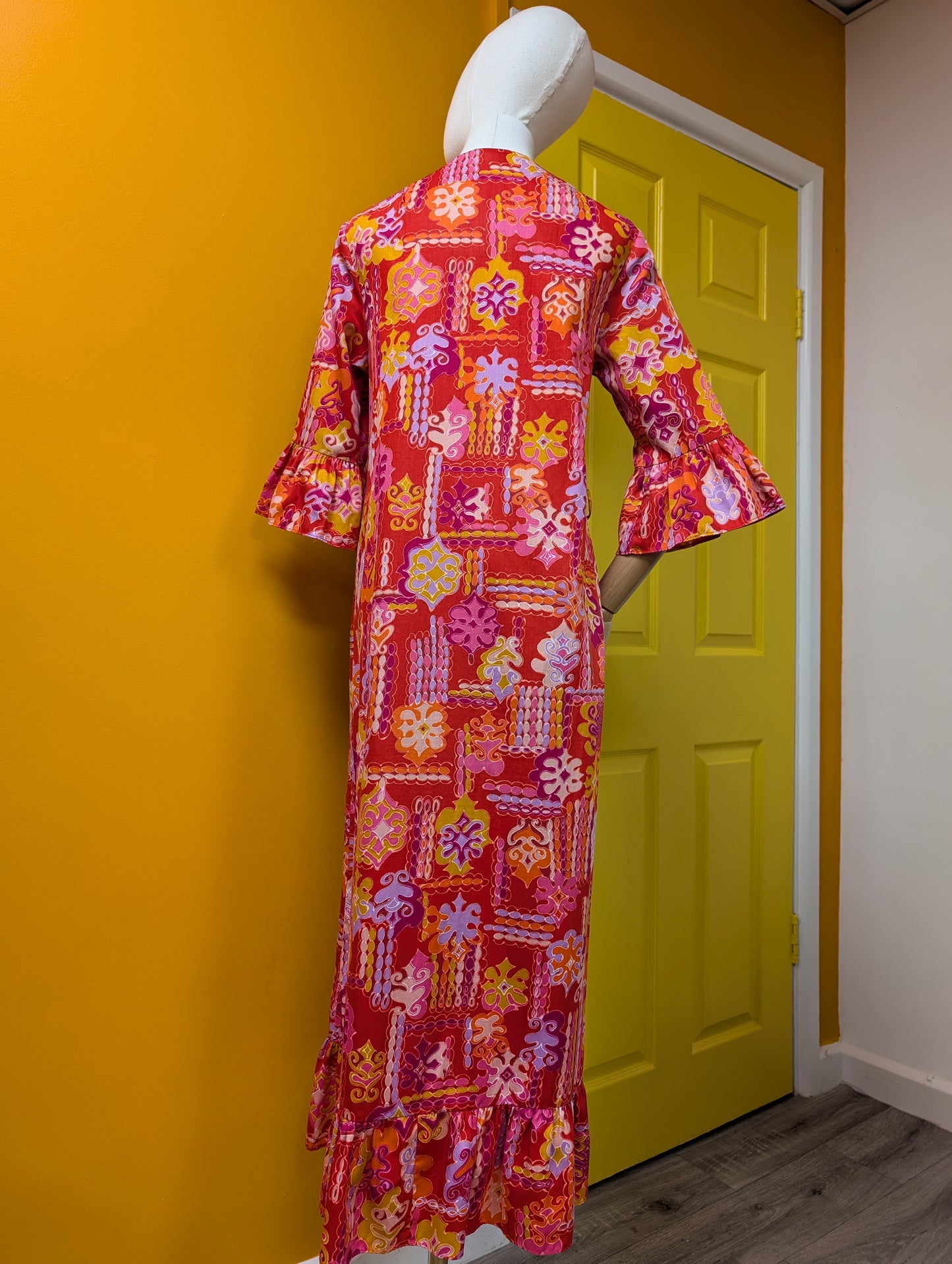 1960s St Michael psychedelic cotton housecoat with belt - S/8/10