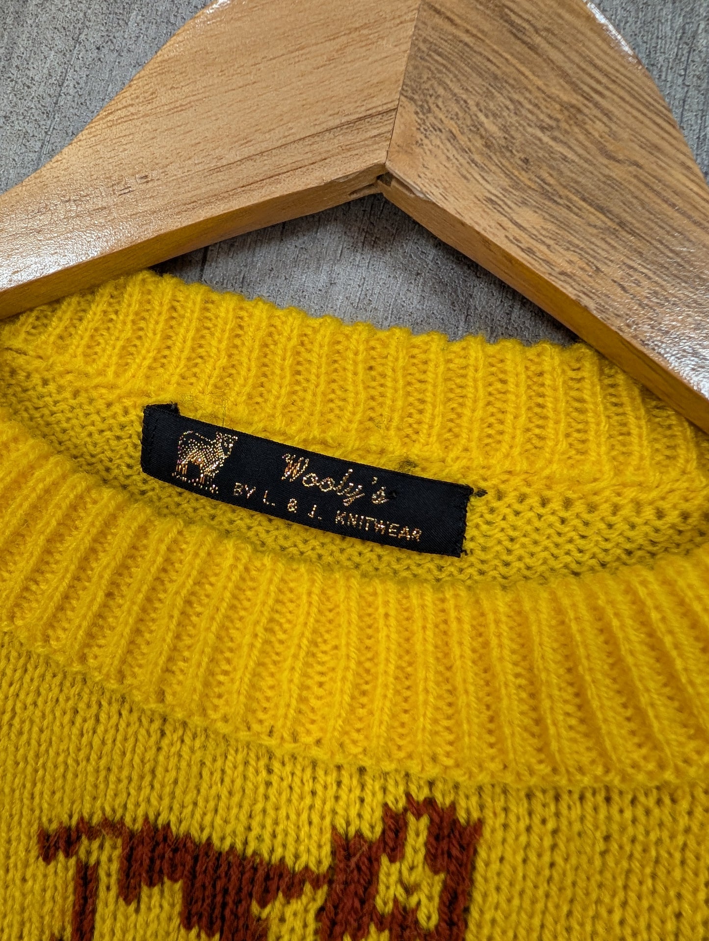 Woof! Yellow knitted dog jumper