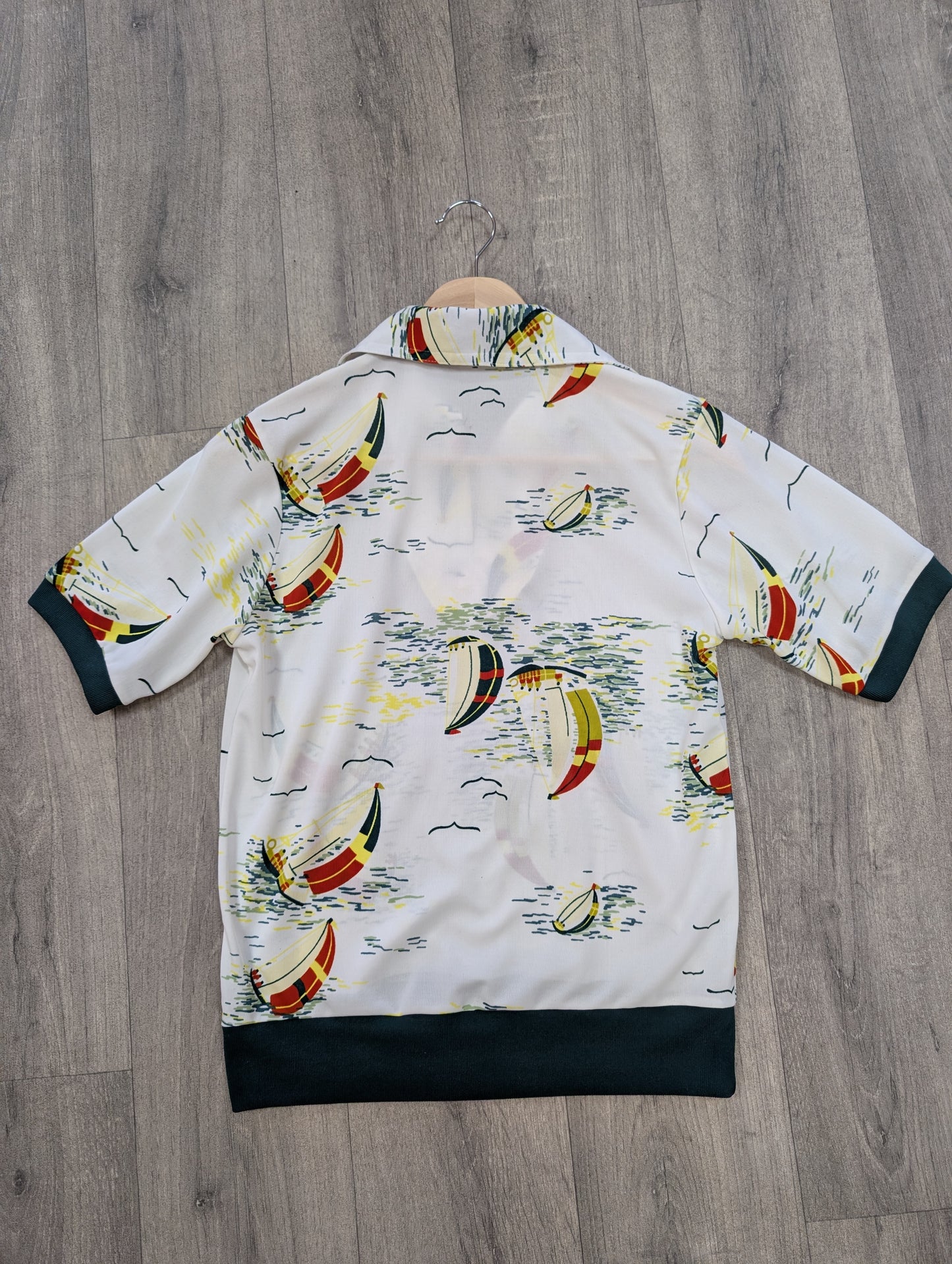 1970s novelty nautical boat print shirt