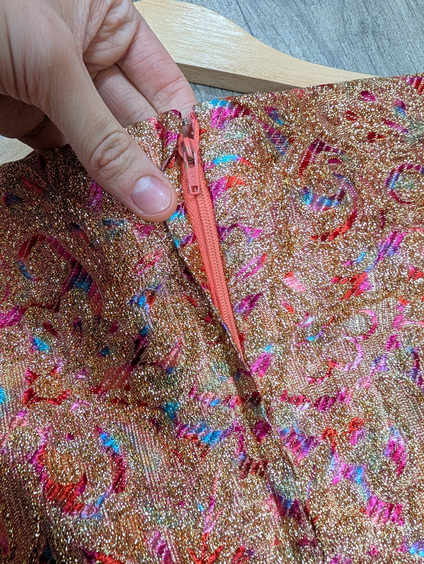 1960s Bernard Freres pink & gold sparkly dress - S/8/10