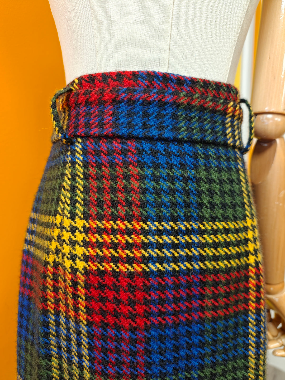 1980s Mondi wool wrap skirt - 29"/30" waist