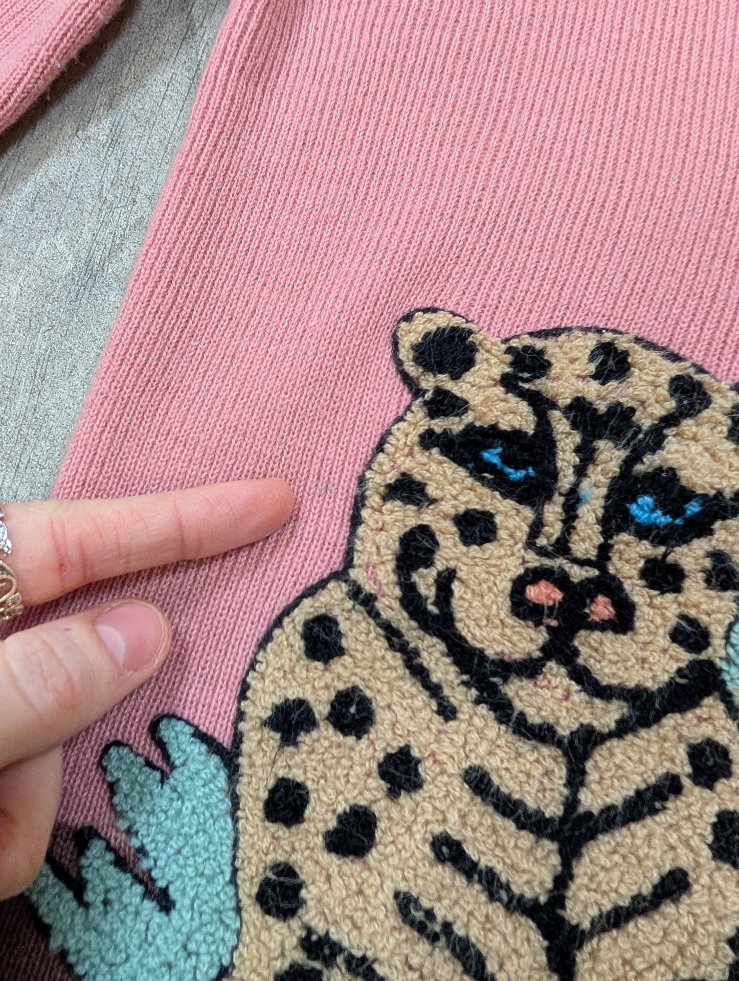 1970s acrylic cheetah/cat jumper - XS