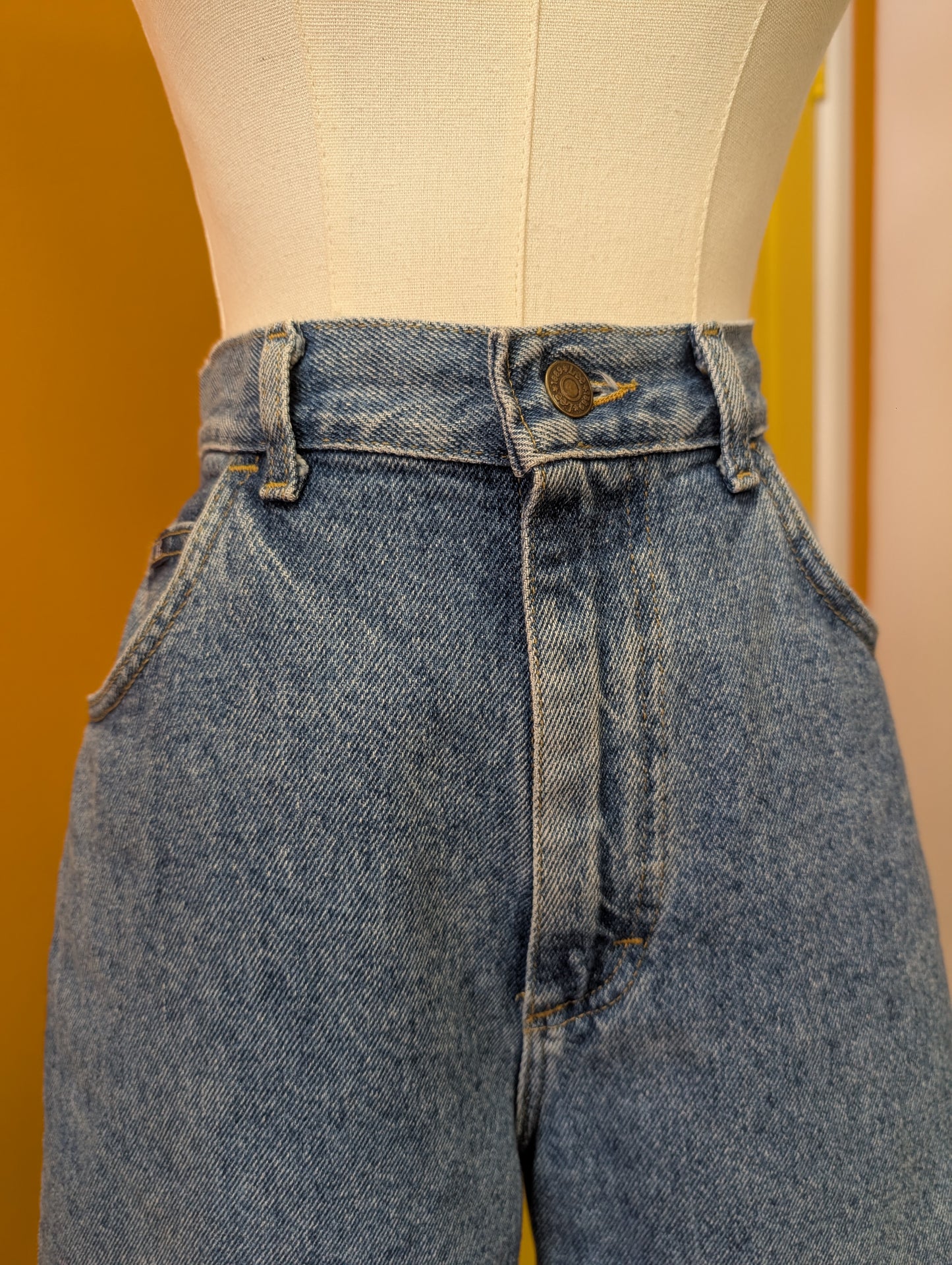 1990s Lee made in USA denim shorts - 28" waist