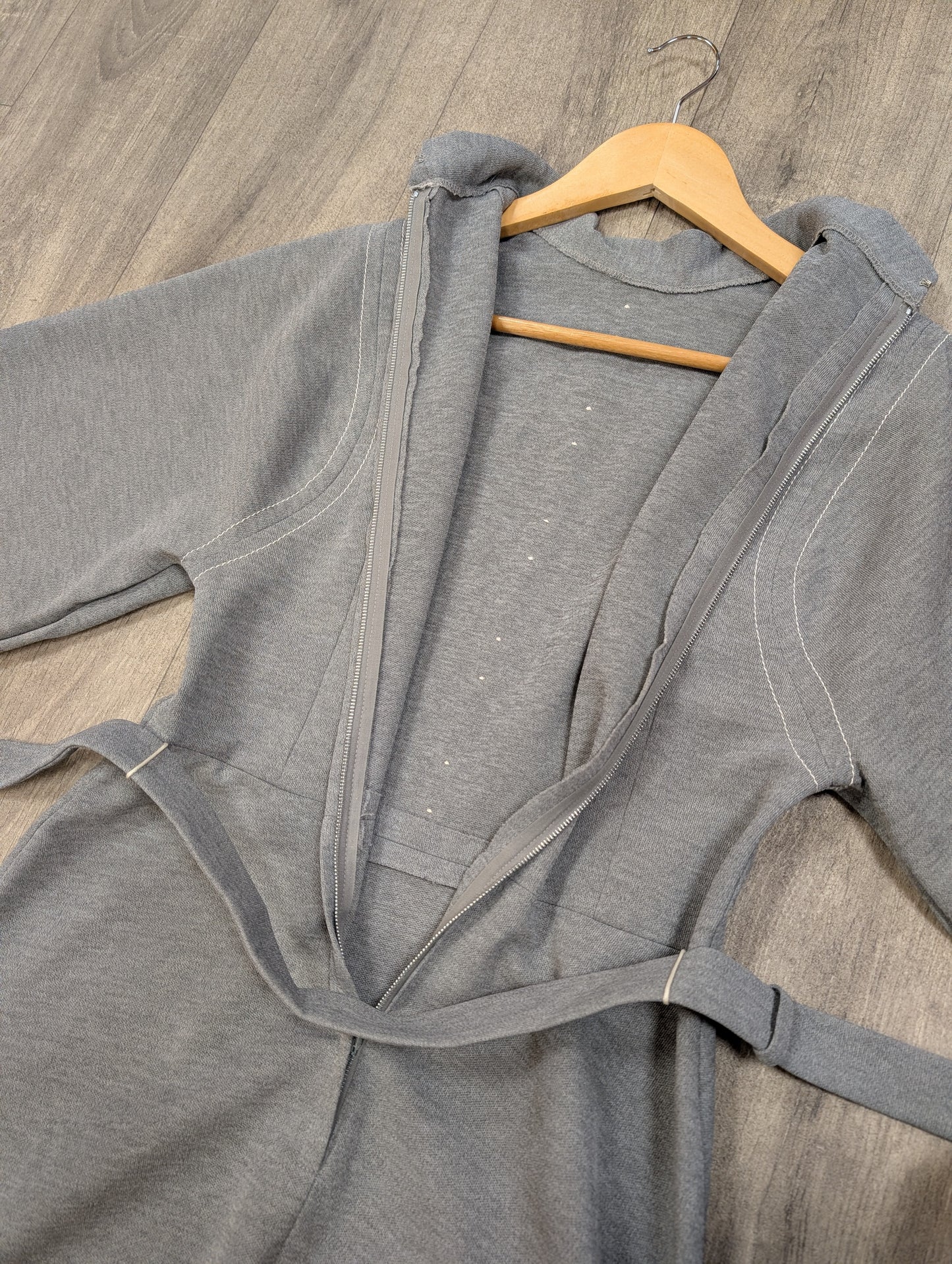 60s/70s grey dress & belt - S/8/10