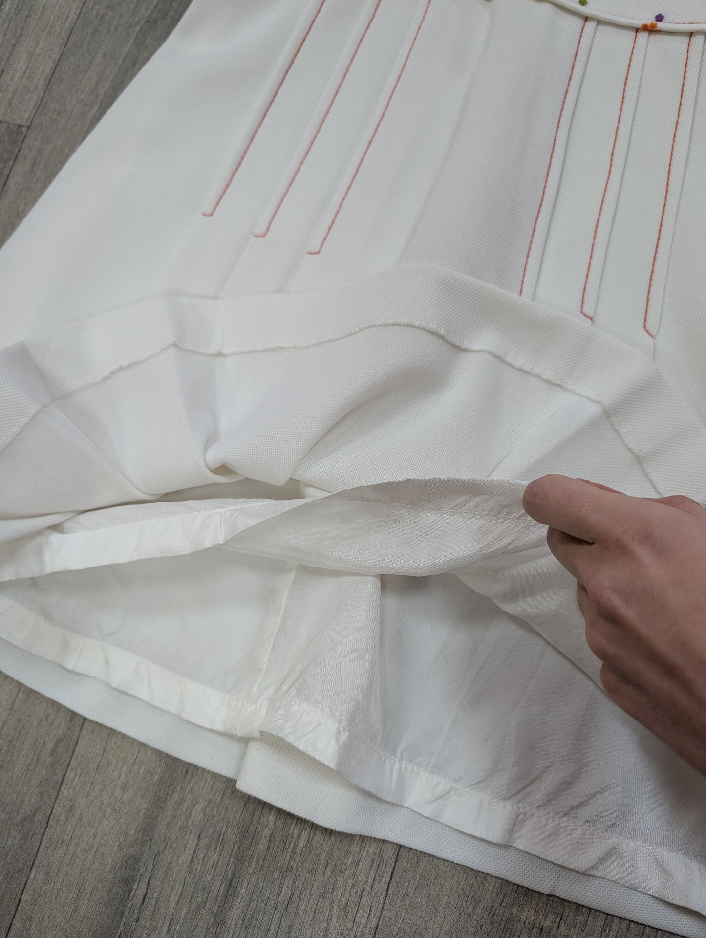 60s/70s embroidered white crimplene mini dress - S/8