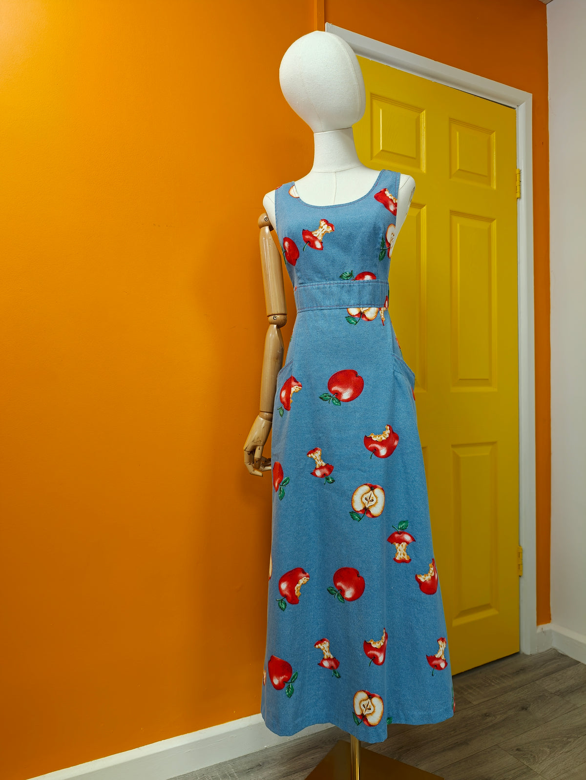 1970s Darling Hager apple print pinafore dress - M/12